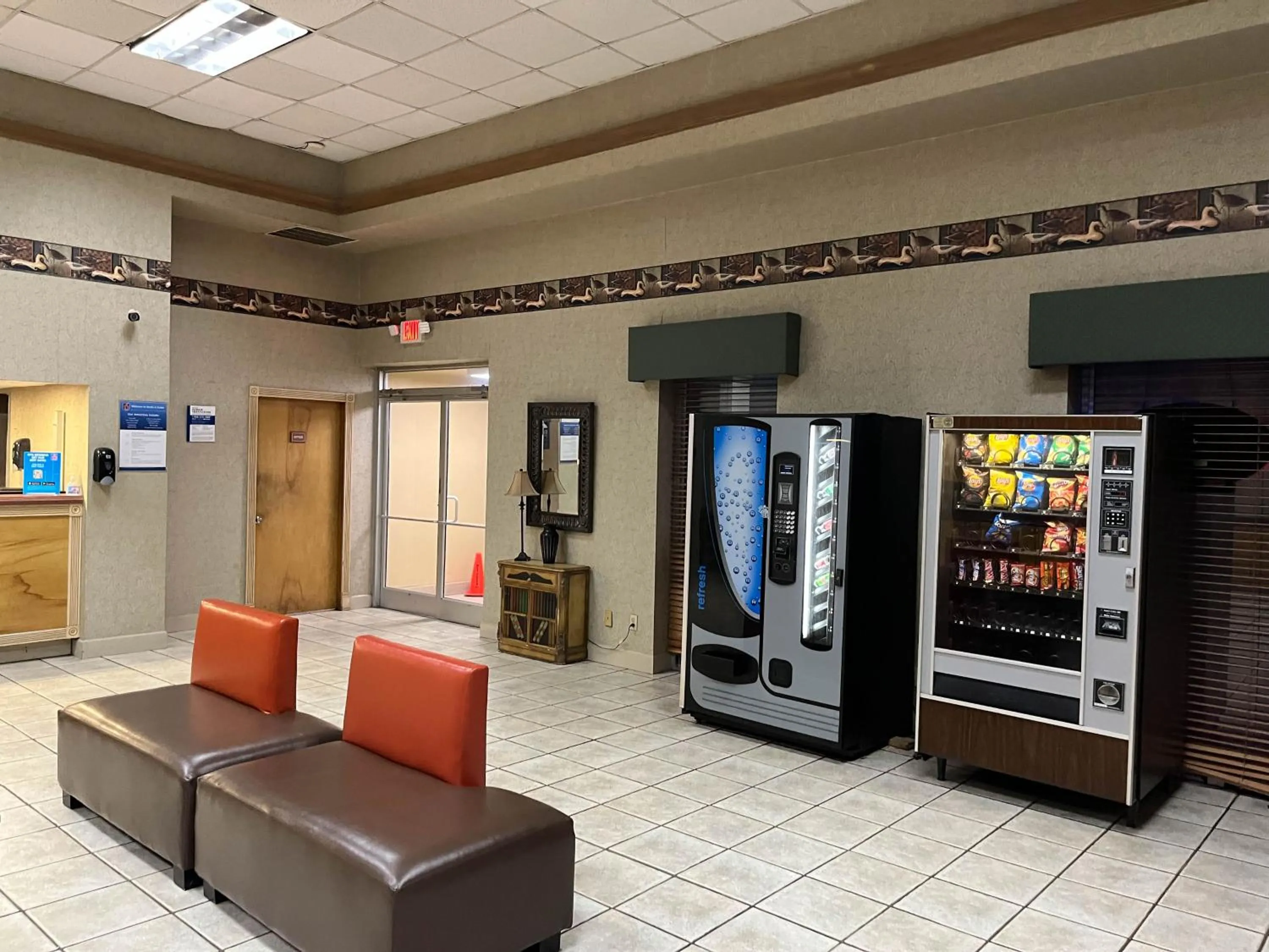vending machine in Suites West Memphis, AR - Memphis