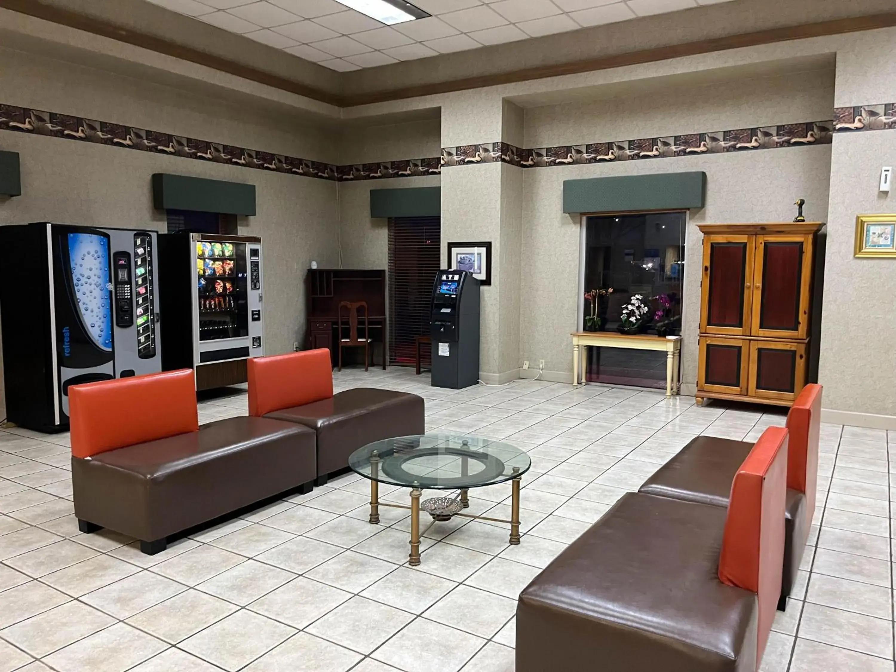 Lobby or reception in Suites West Memphis, AR - Memphis Lobby or reception in Suites West Memphis, AR - Memphis
