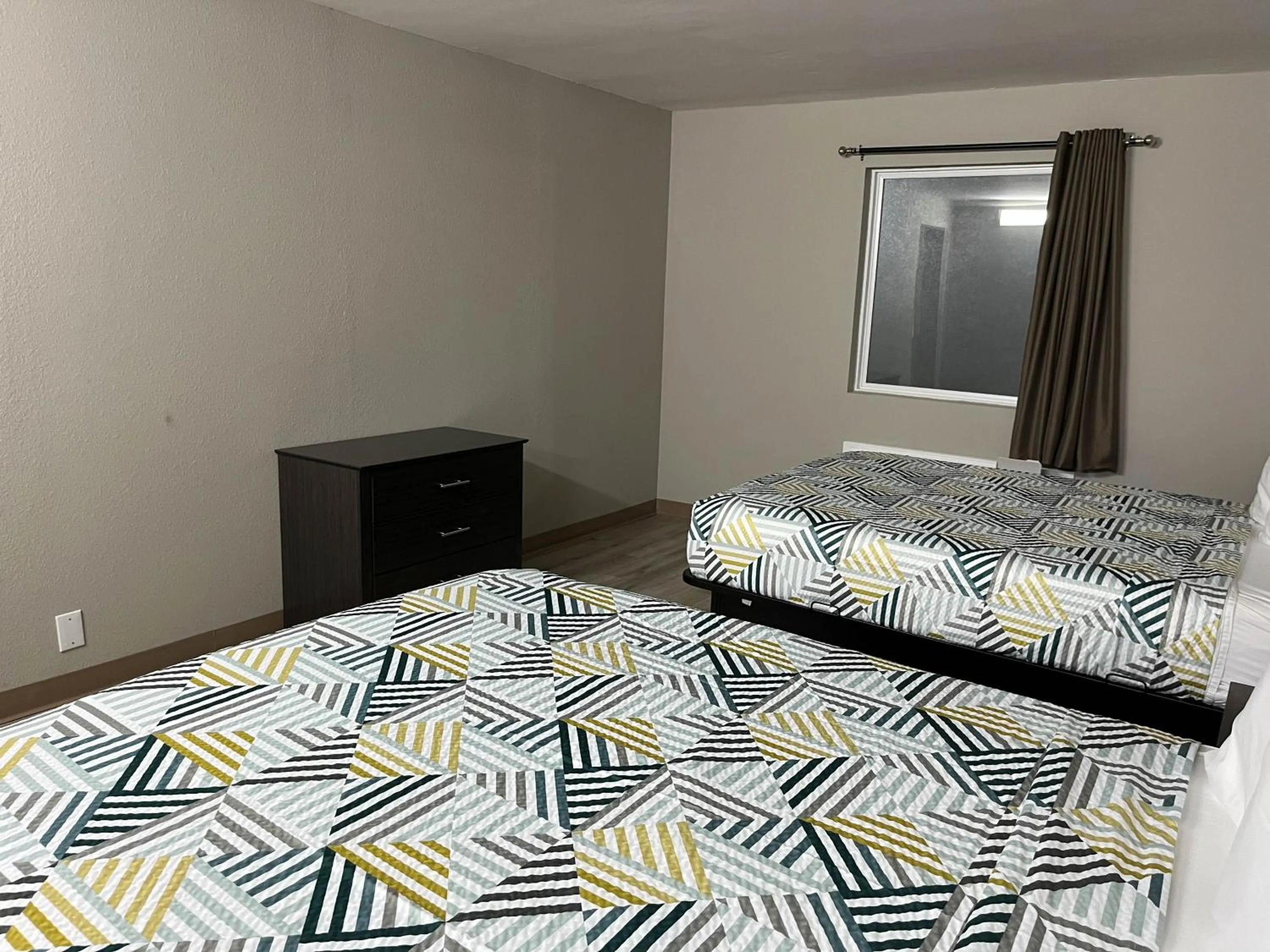 Bed in Suites West Memphis, AR - Memphis