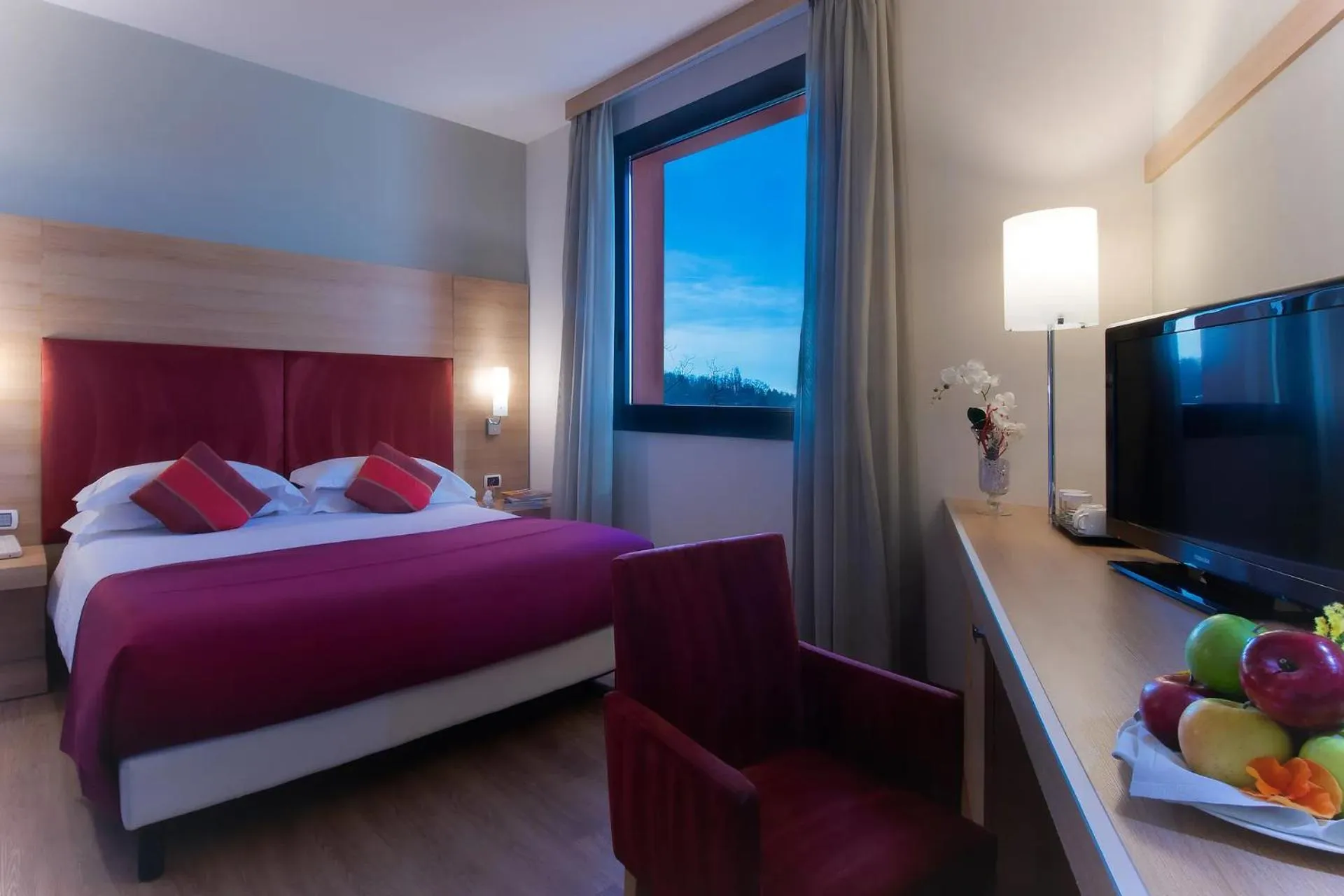 Bed in Zeus Essence Dolce by Wyndham Milan Malpensa