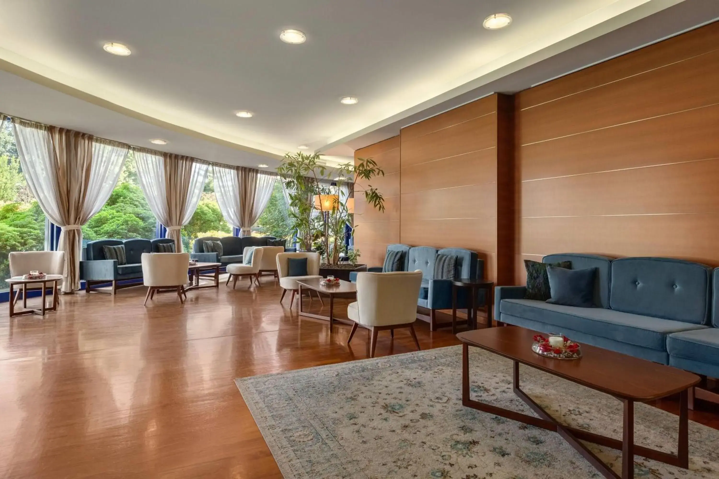 Lobby or reception in Zeus Essence Dolce by Wyndham Milan Malpensa Lobby or reception in Zeus Essence Dolce by Wyndham Milan Malpensa