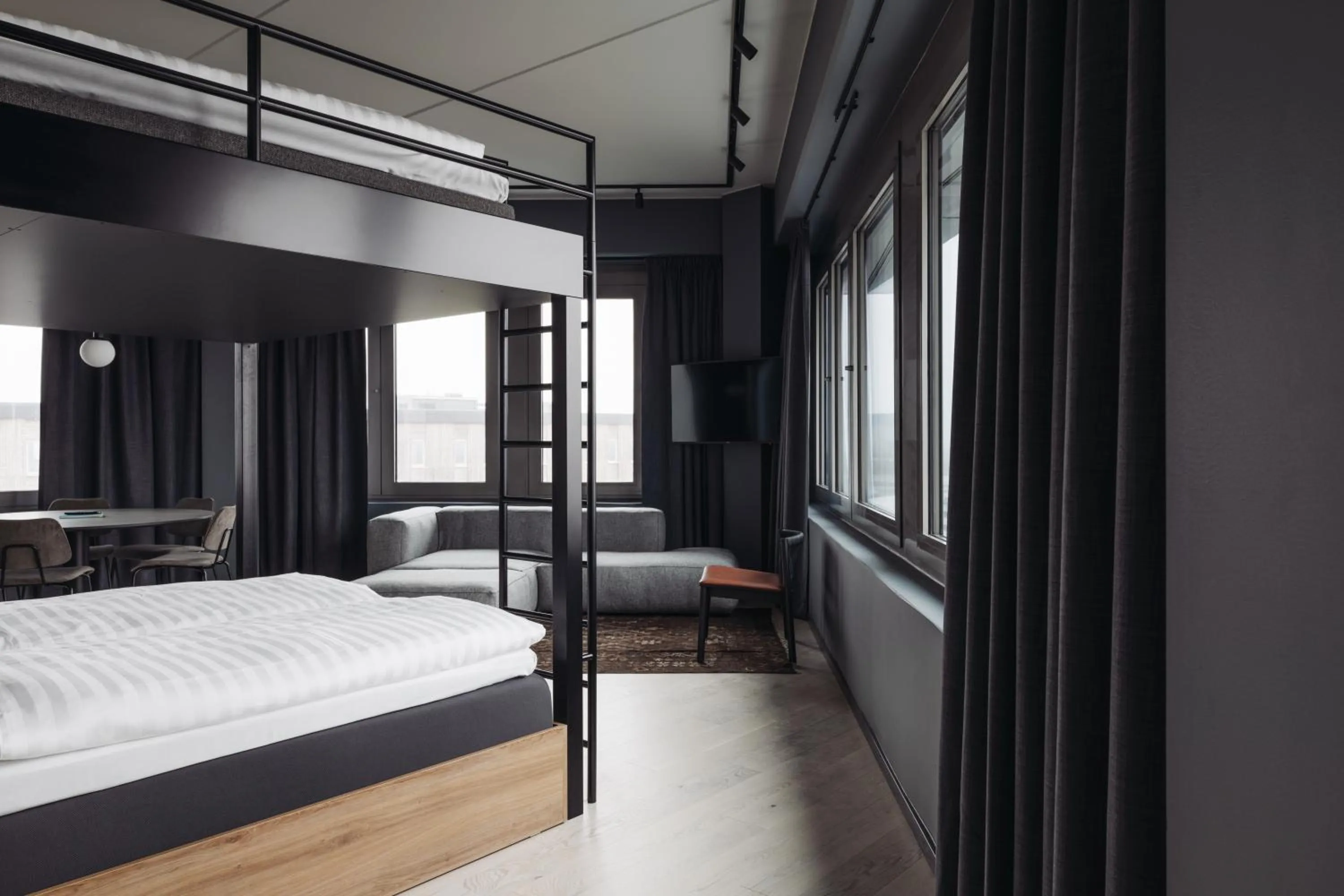 TV and multimedia, Bed in Comfort Hotel Arlanda Airport Terminal