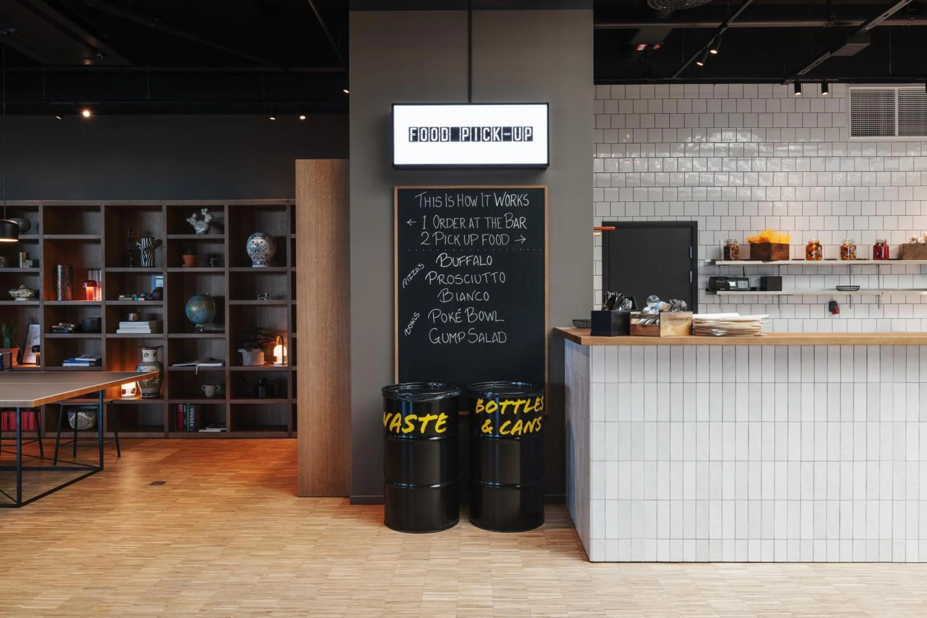 Restaurant/places to eat in Comfort Hotel Arlanda Airport Terminal