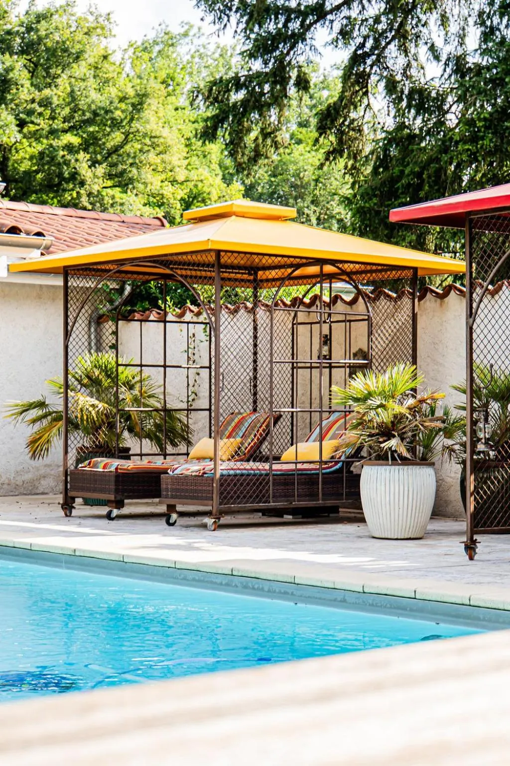 Swimming pool in Chateau des Perichons