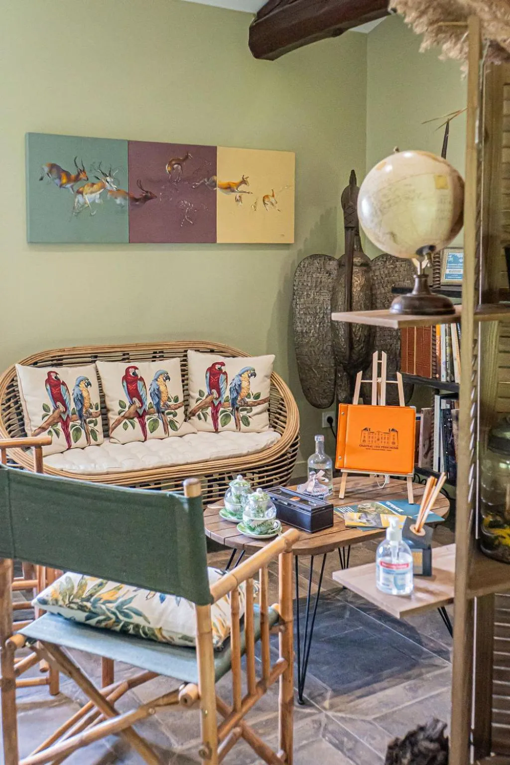 Living room in Chateau des Perichons