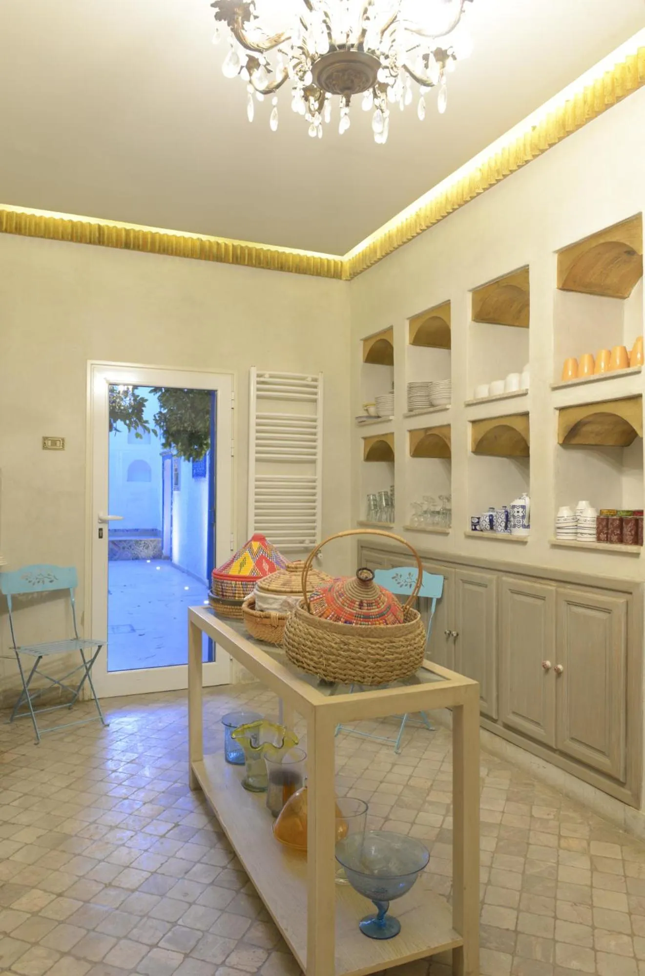 Communal kitchen in Dar Marsa Cubes