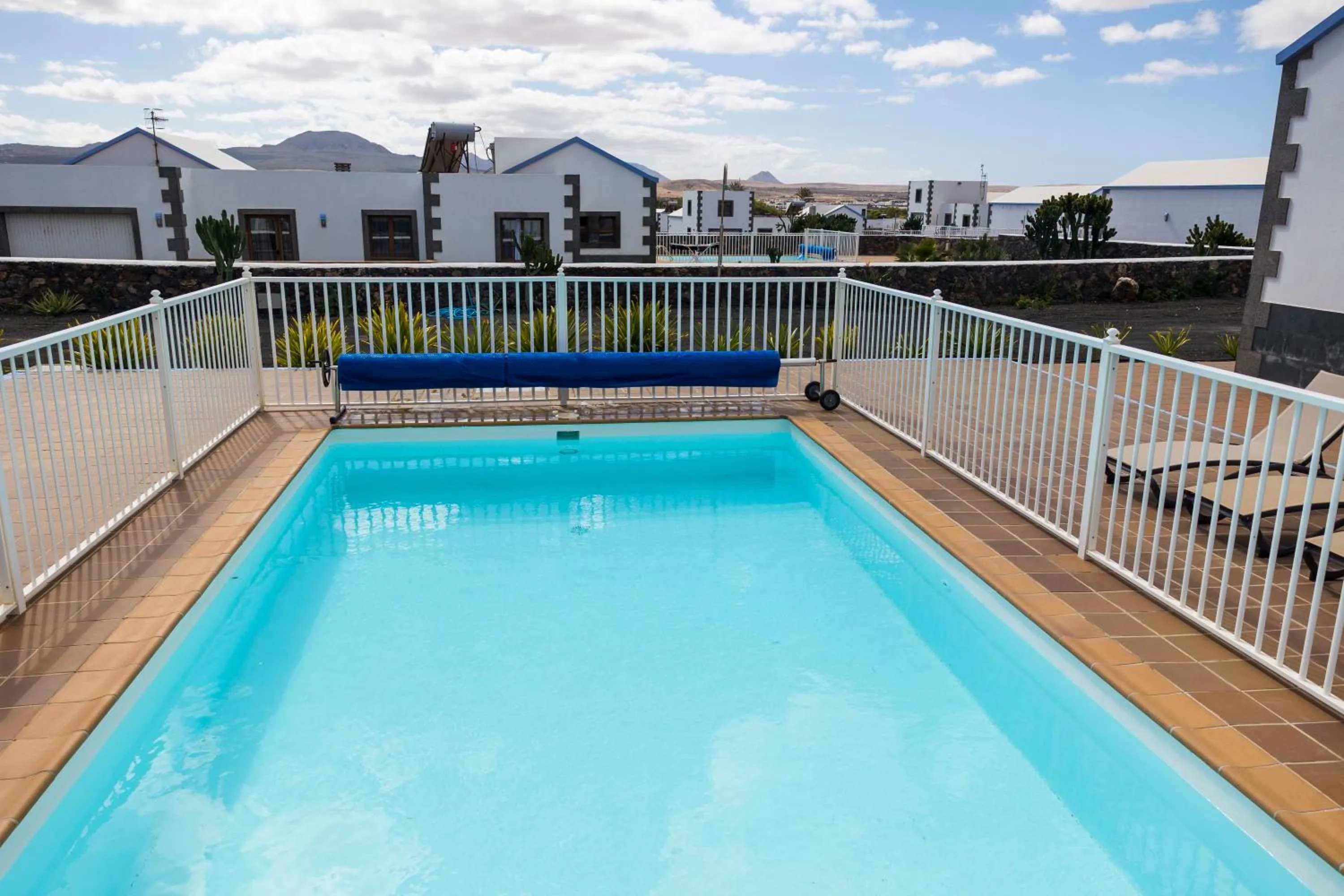 Swimming pool in Villas & Apartamentos Tao Mazo