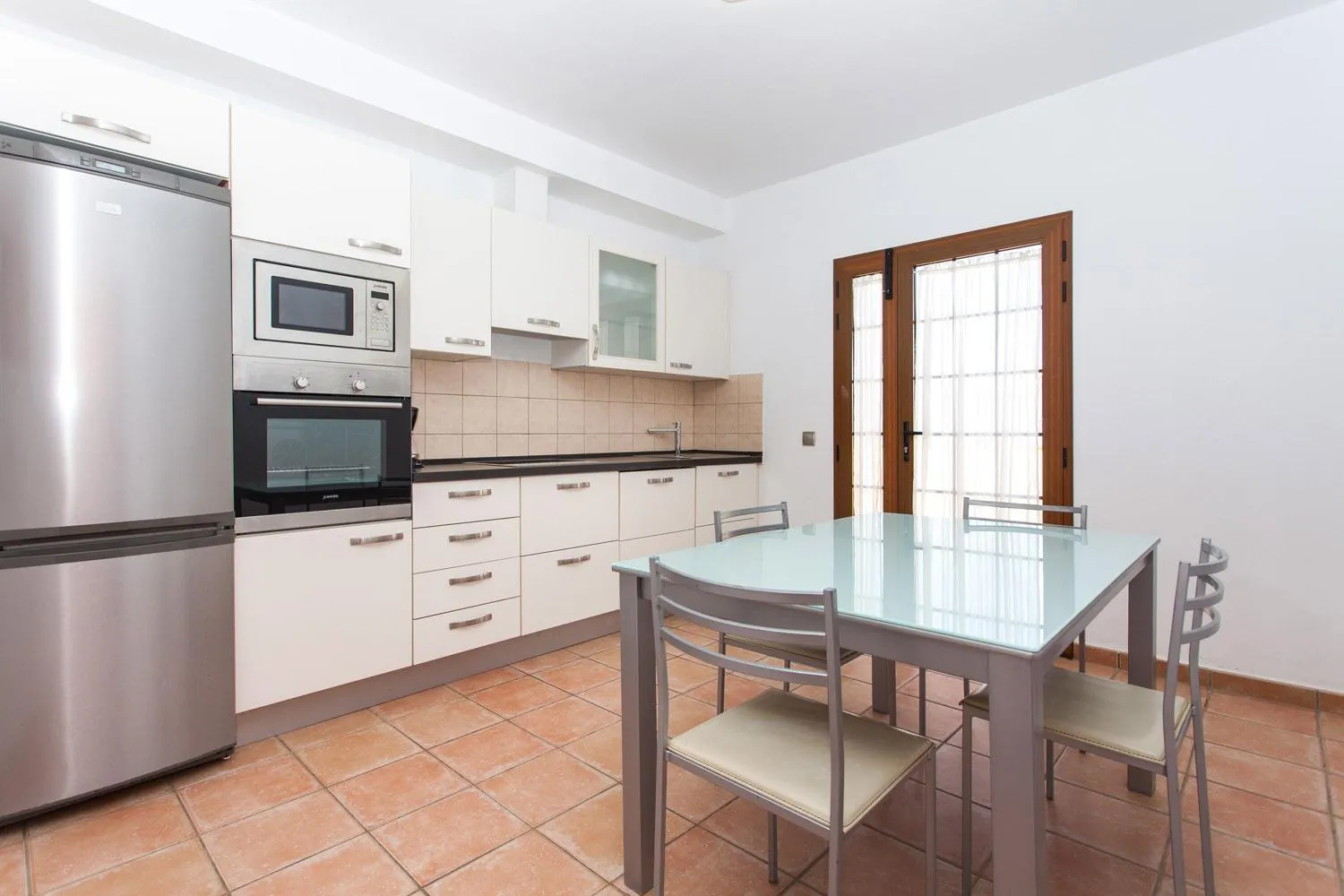 Kitchen or kitchenette in Villas & Apartamentos Tao Mazo