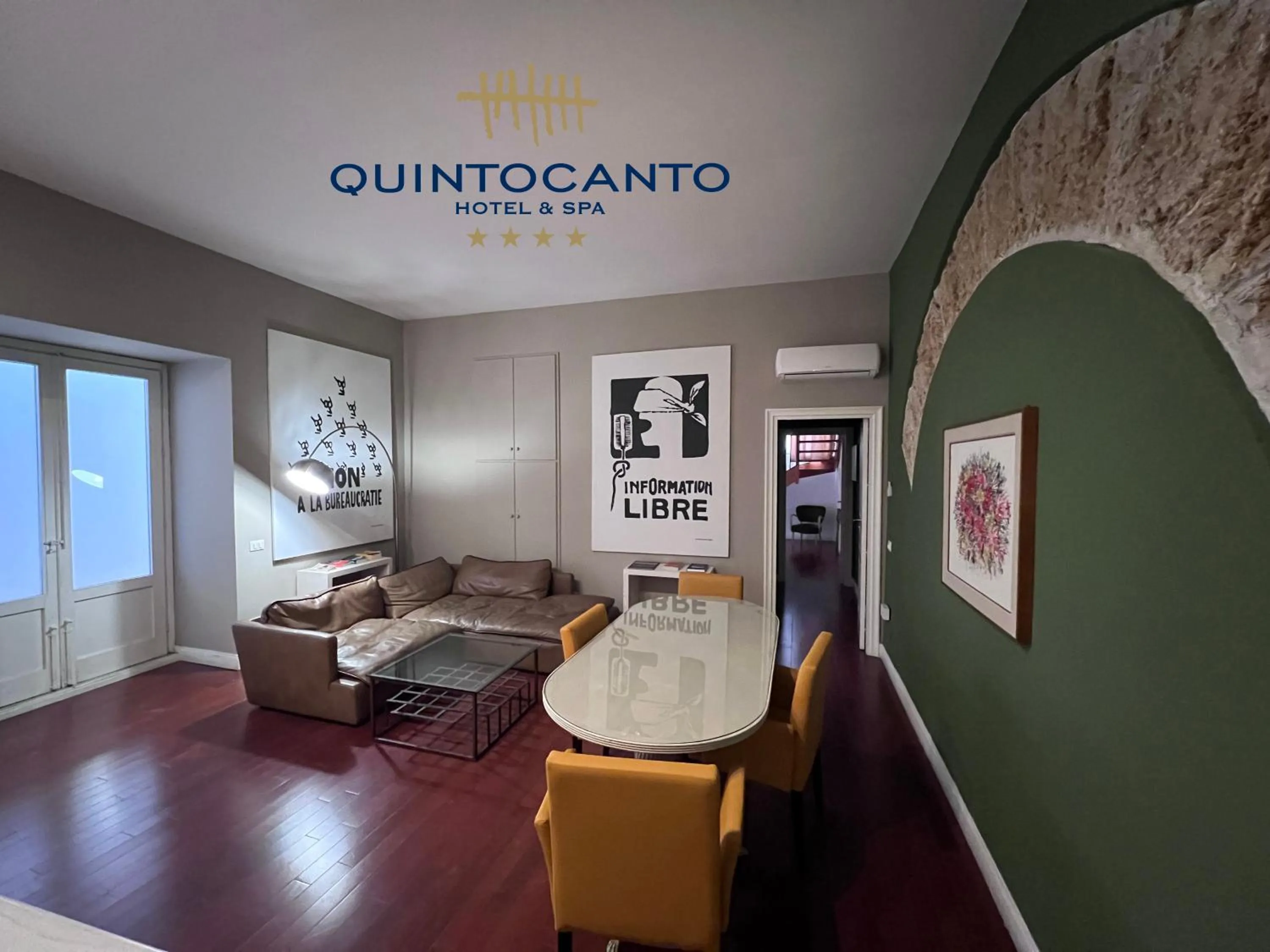 Bed in Quintocanto Hotel & Spa