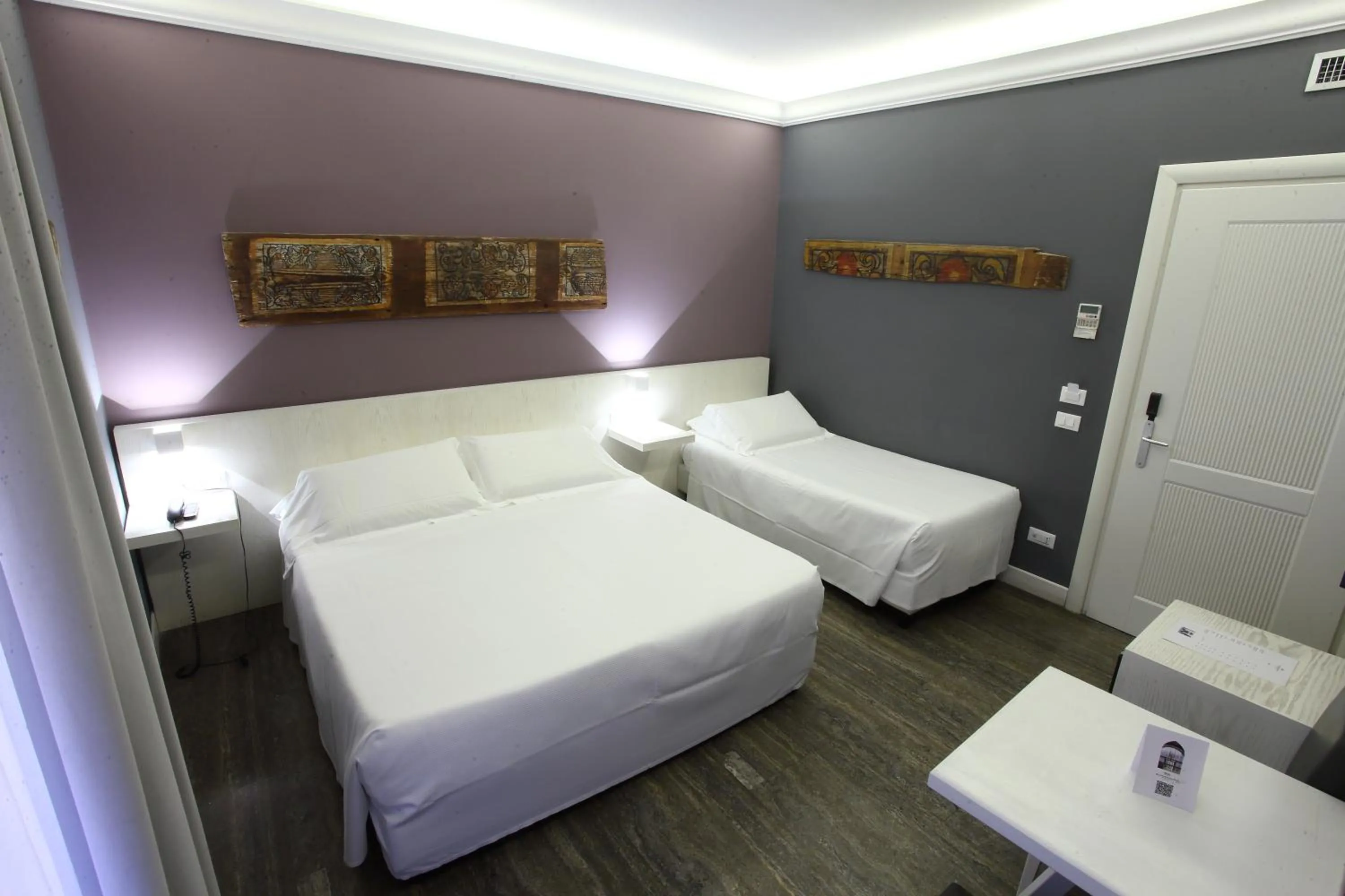 Photo of the whole room, Bed in Quintocanto Hotel & Spa