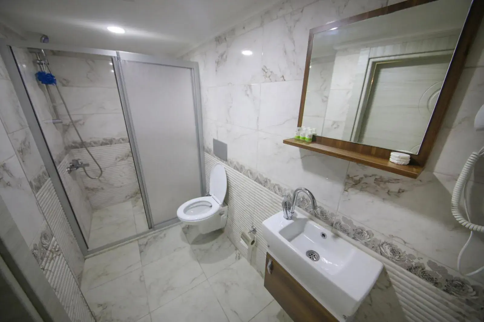 Deluxe Triple Room with Sea View - single occupancy in DELBAB HOTEL Deluxe Triple Room with Sea View - single occupancy in DELBAB HOTEL