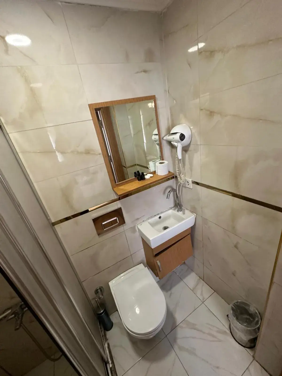 Economy Twin Room - single occupancy in DELBAB HOTEL Economy Twin Room - single occupancy in DELBAB HOTEL