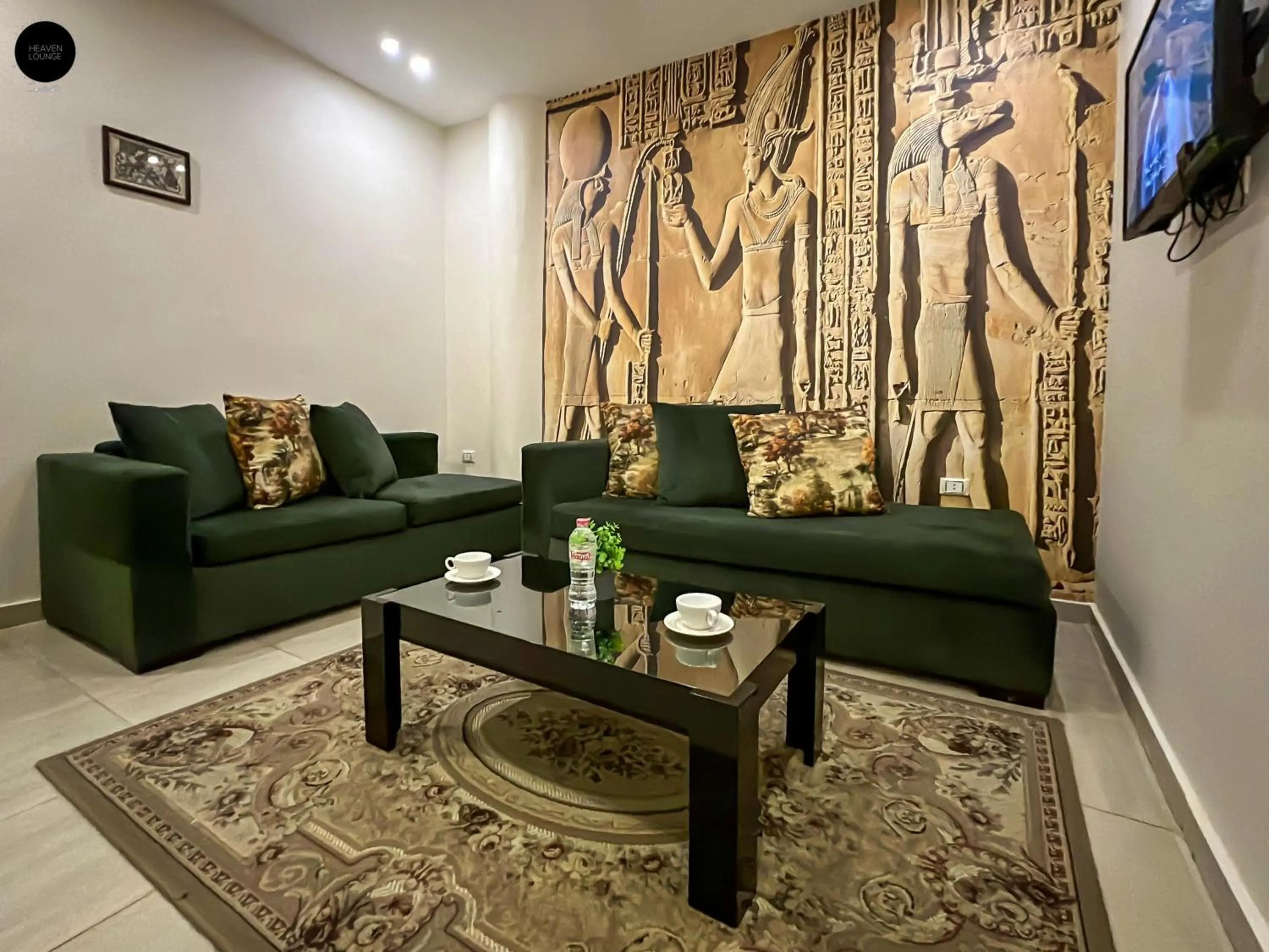 TV and multimedia in Giza Pyramids View Inn