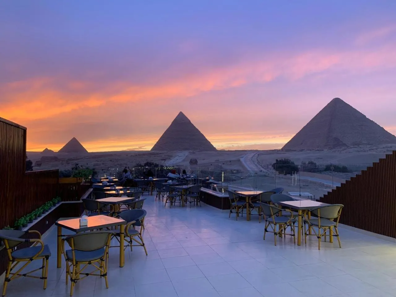 Restaurant/places to eat in Giza Pyramids View Inn