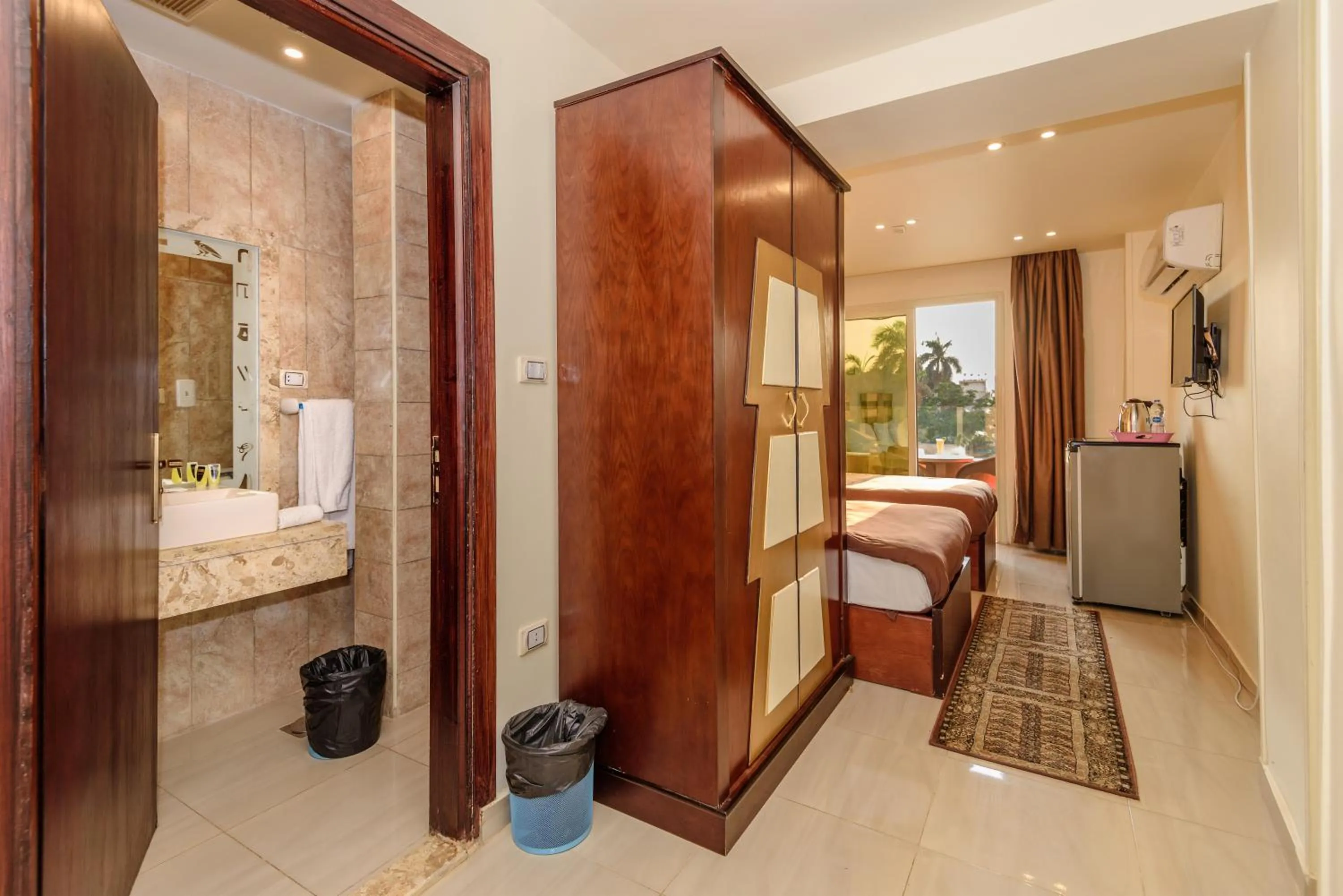 Bathroom in Giza Pyramids View Inn
