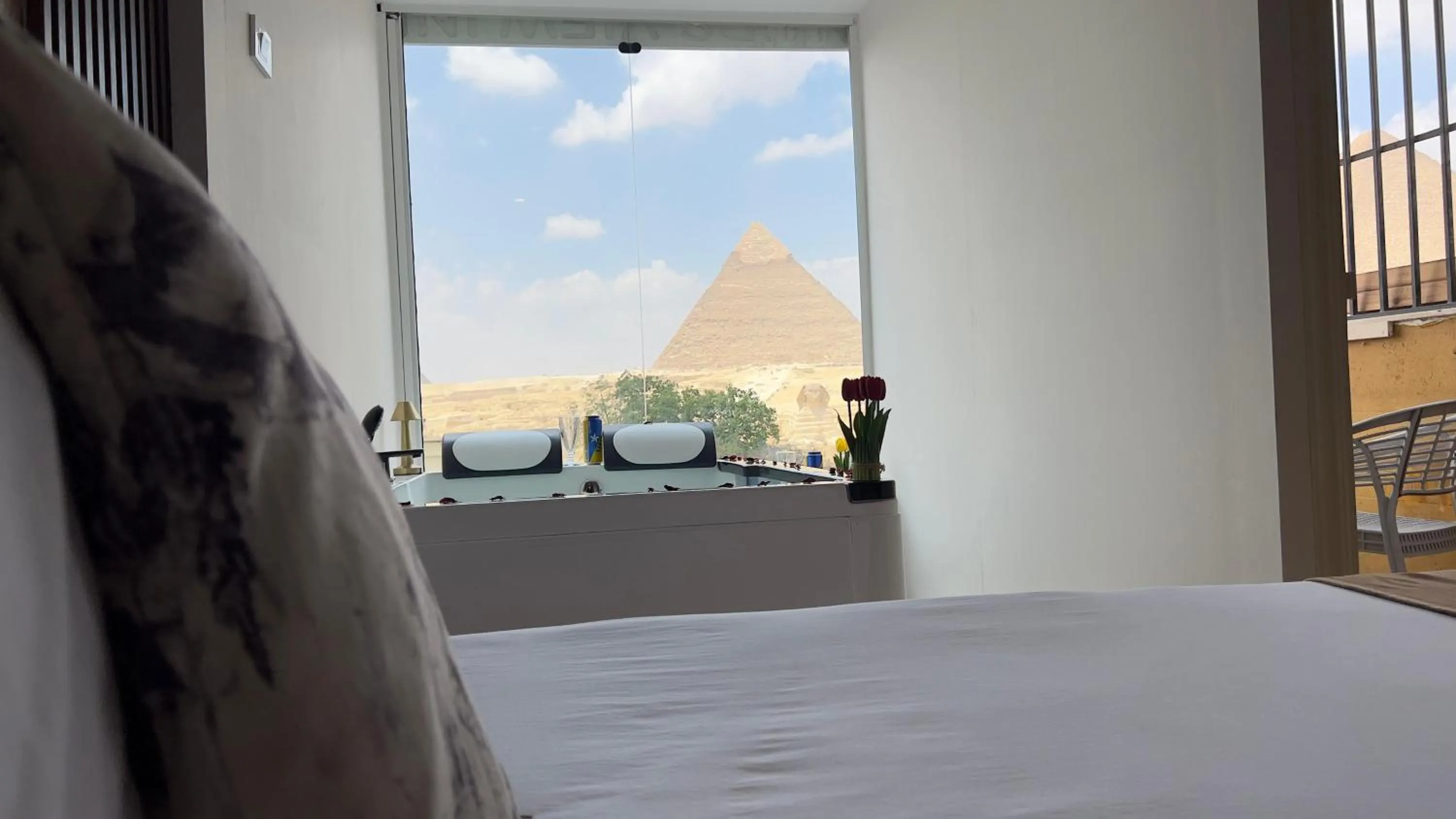 View (from property/room), Bed in Giza Pyramids View Inn