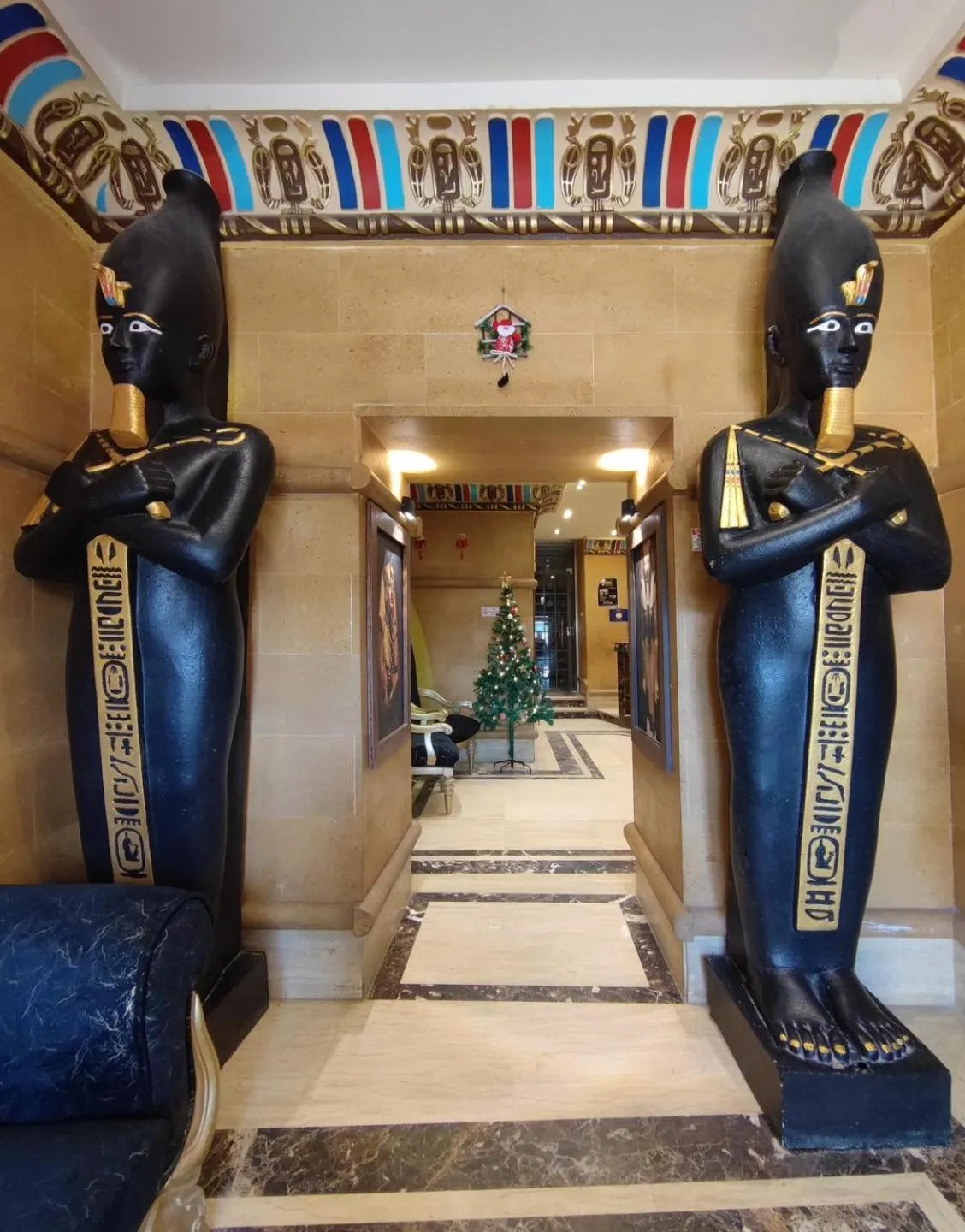 Property building in Giza Pyramids View Inn