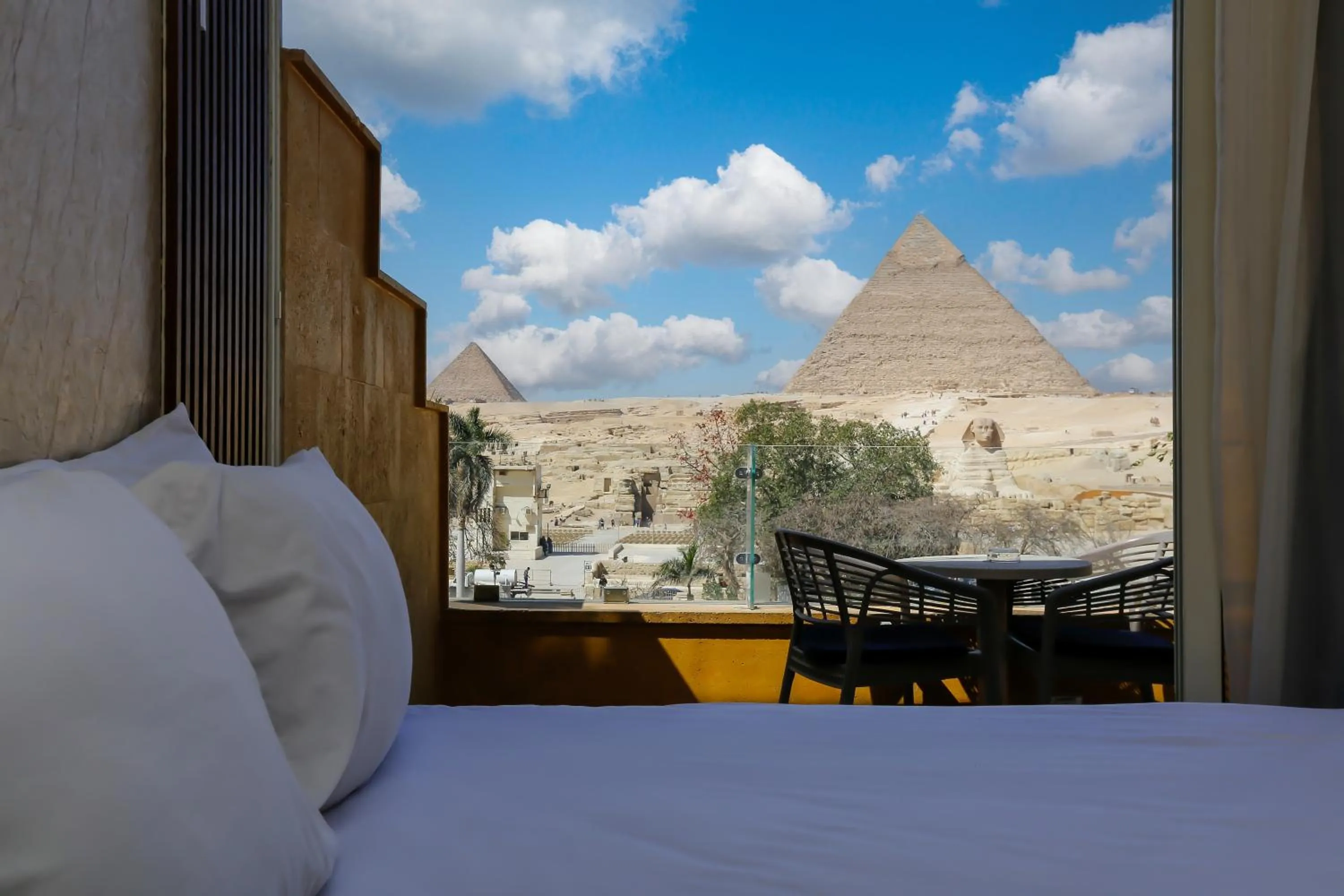 View (from property/room), Bed in Giza Pyramids View Inn