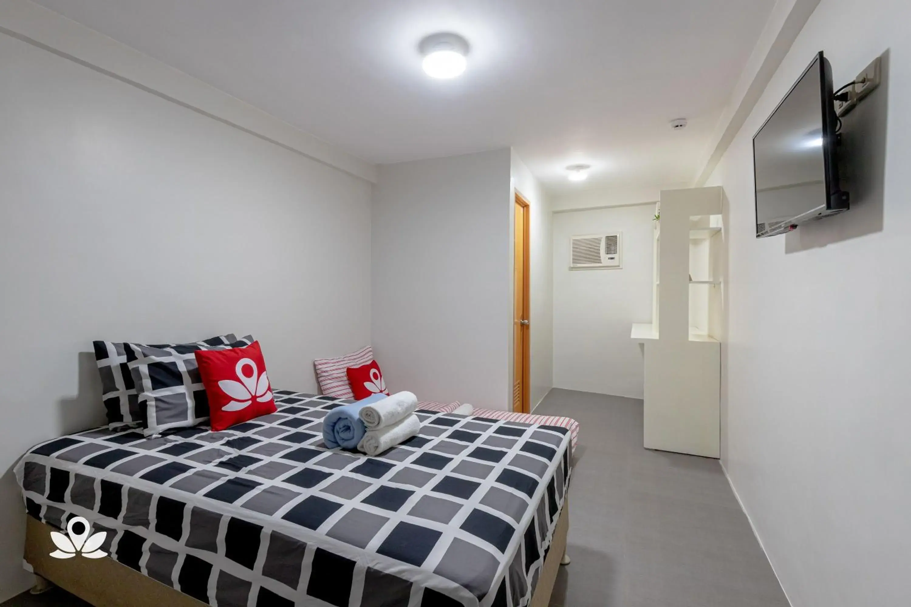 Bed in Happy Grey Hotel Vigan Bed in Happy Grey Hotel Vigan