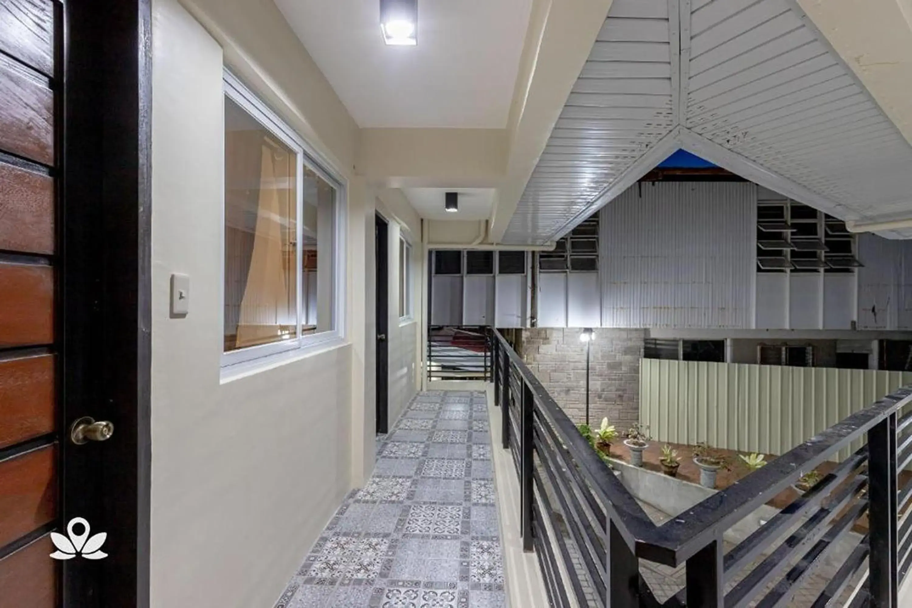 Facade/entrance in Happy Grey Hotel Vigan Facade/entrance in Happy Grey Hotel Vigan