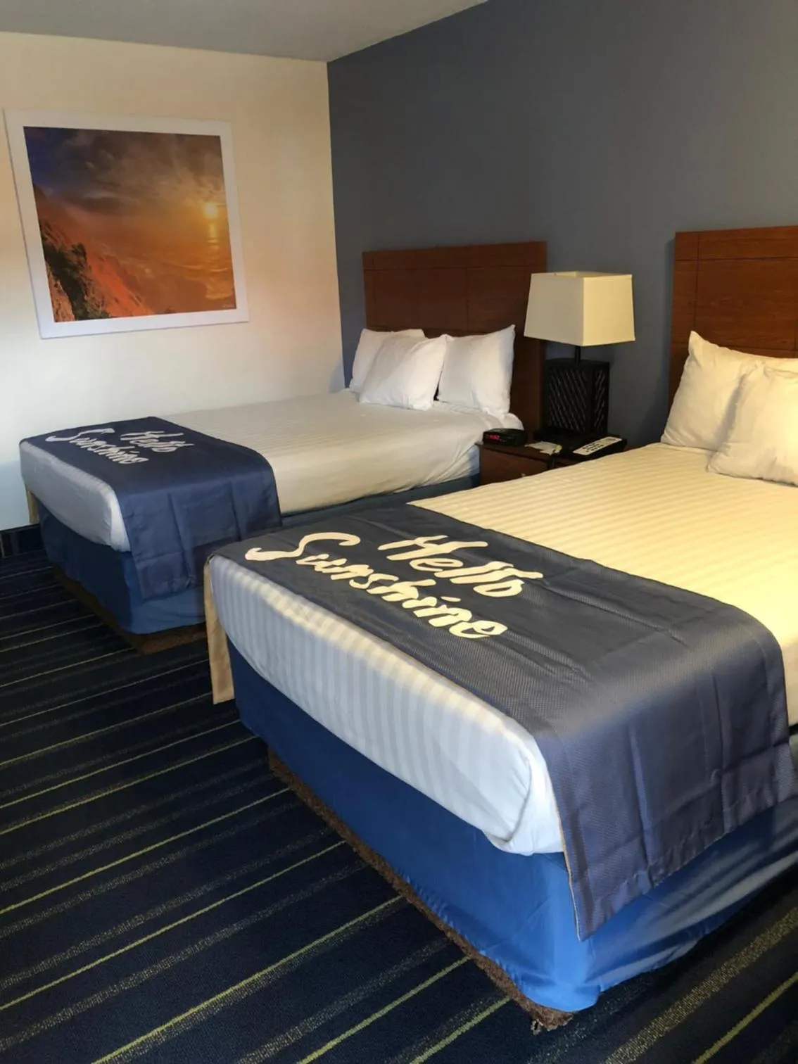Bed in Days Inn by Wyndham Breezewood