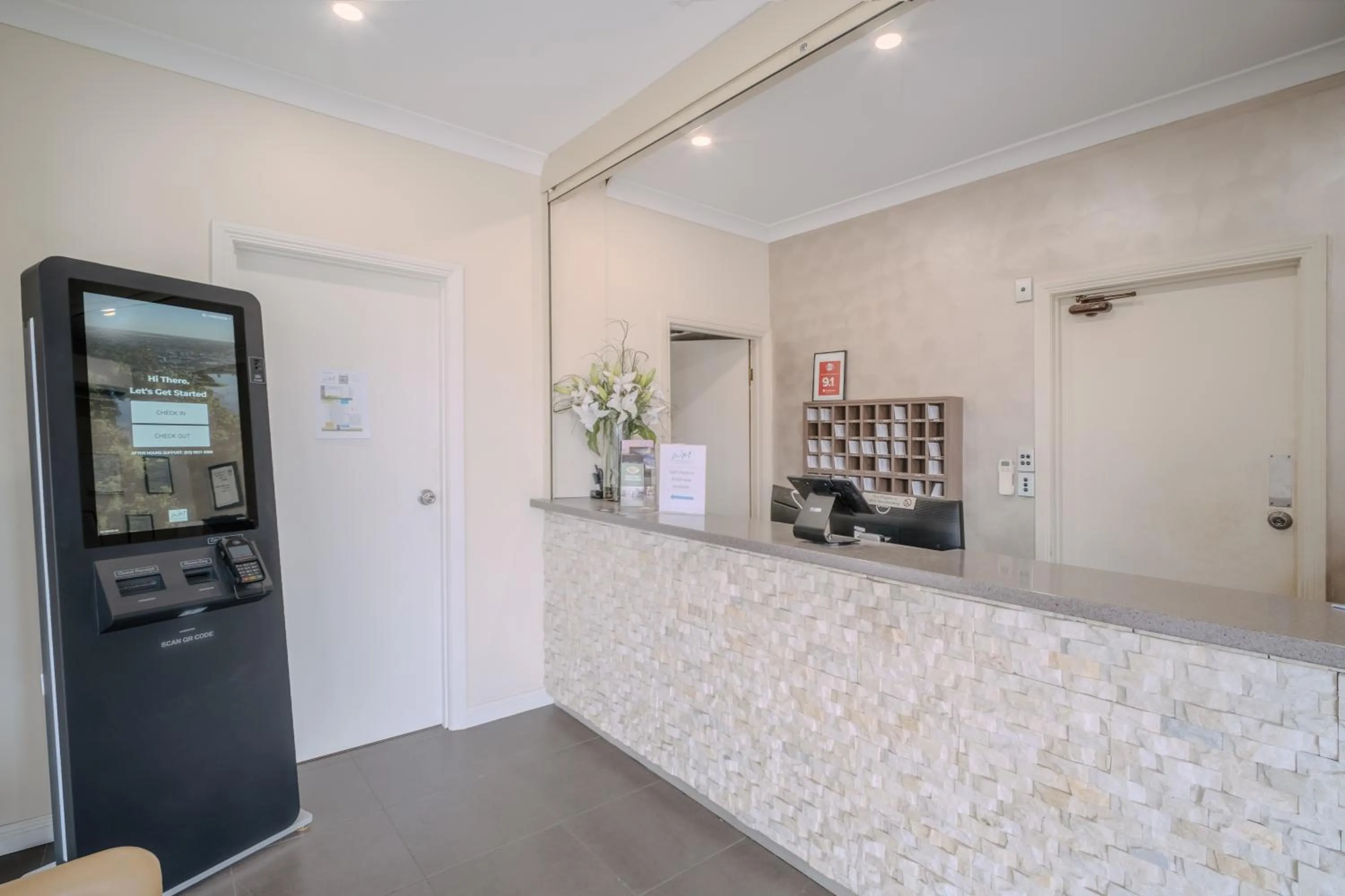 Lobby or reception in The Wyndhamere Motel Shepparton