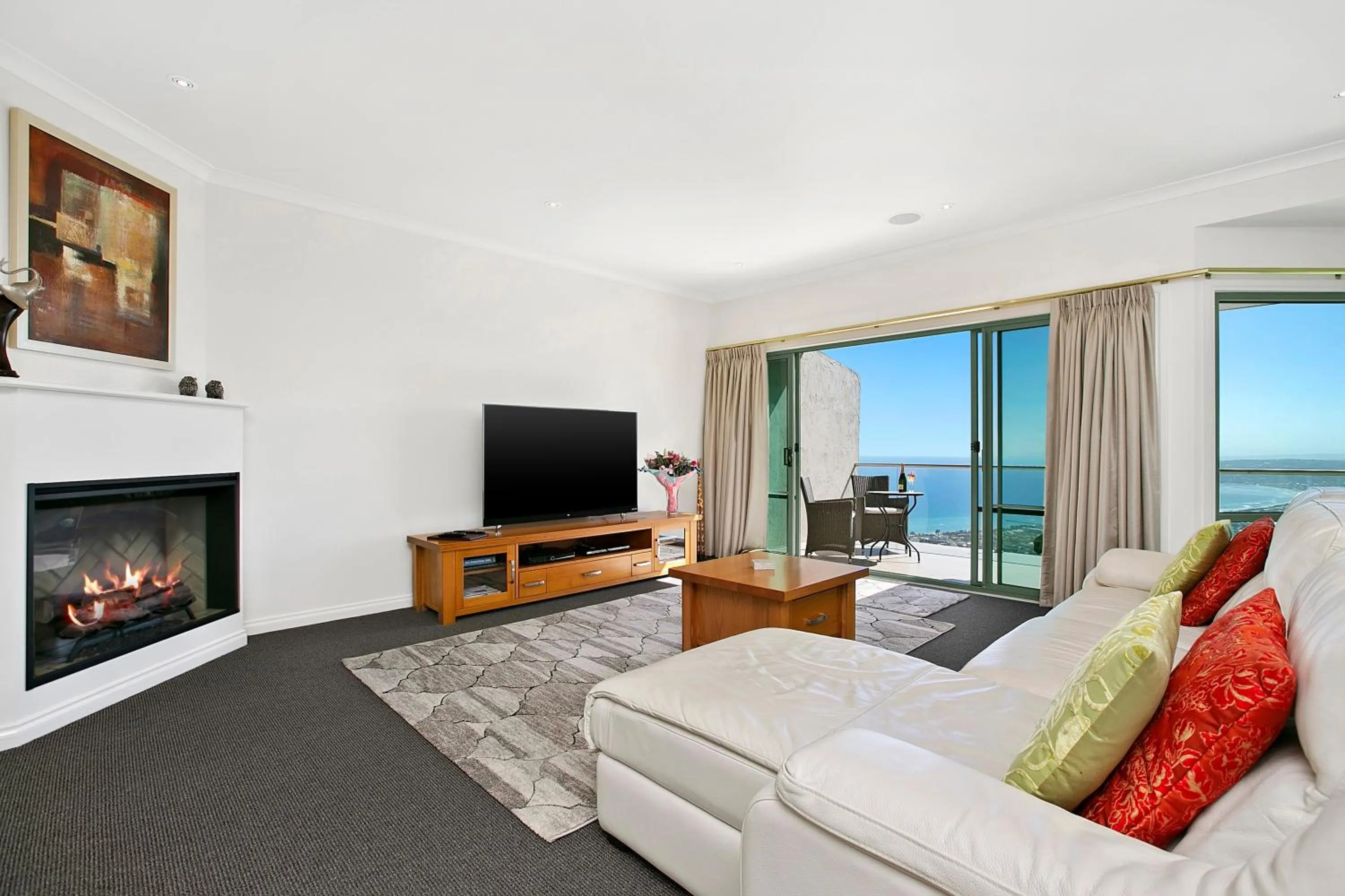 TV and multimedia in Arthurs Views