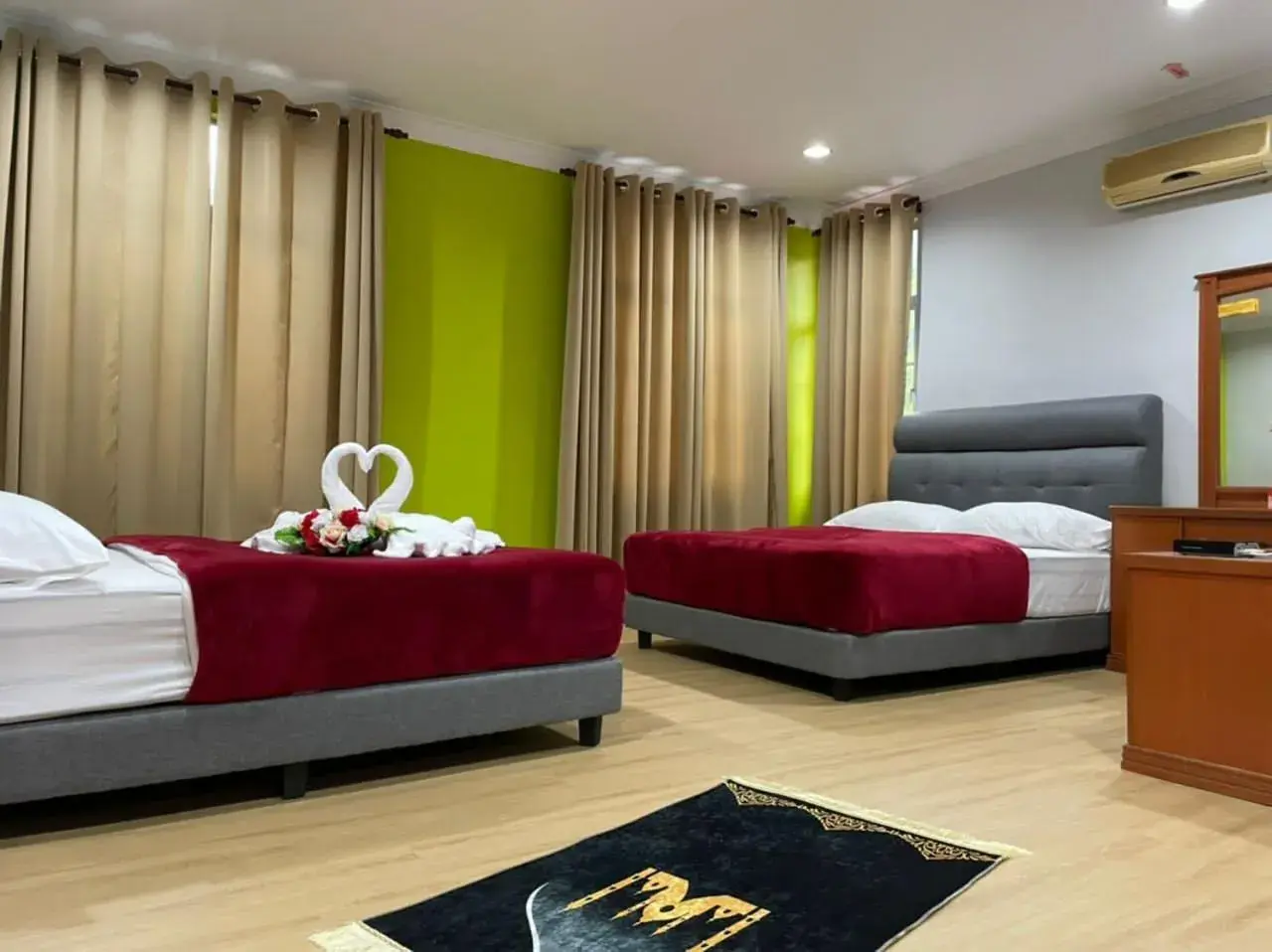 Bed in Samudera Hotel Bed in Samudera Hotel