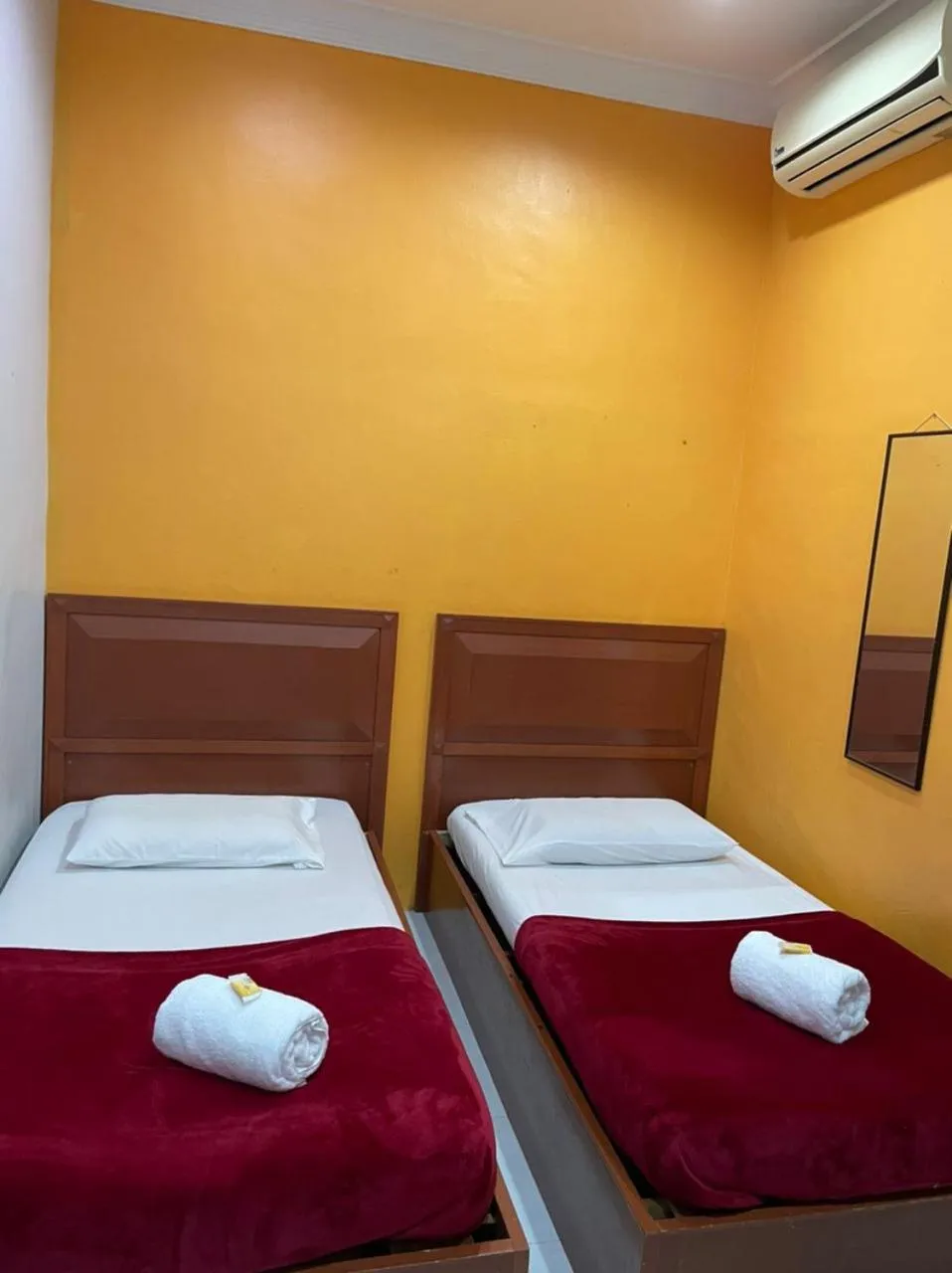 Bed in Samudera Hotel