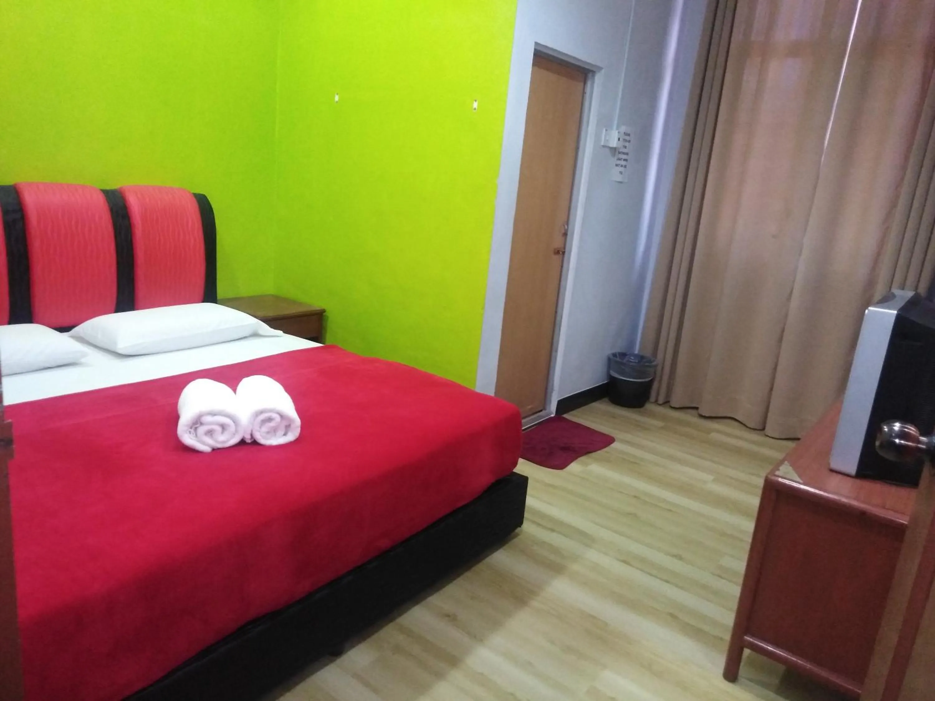 Bed in Samudera Hotel