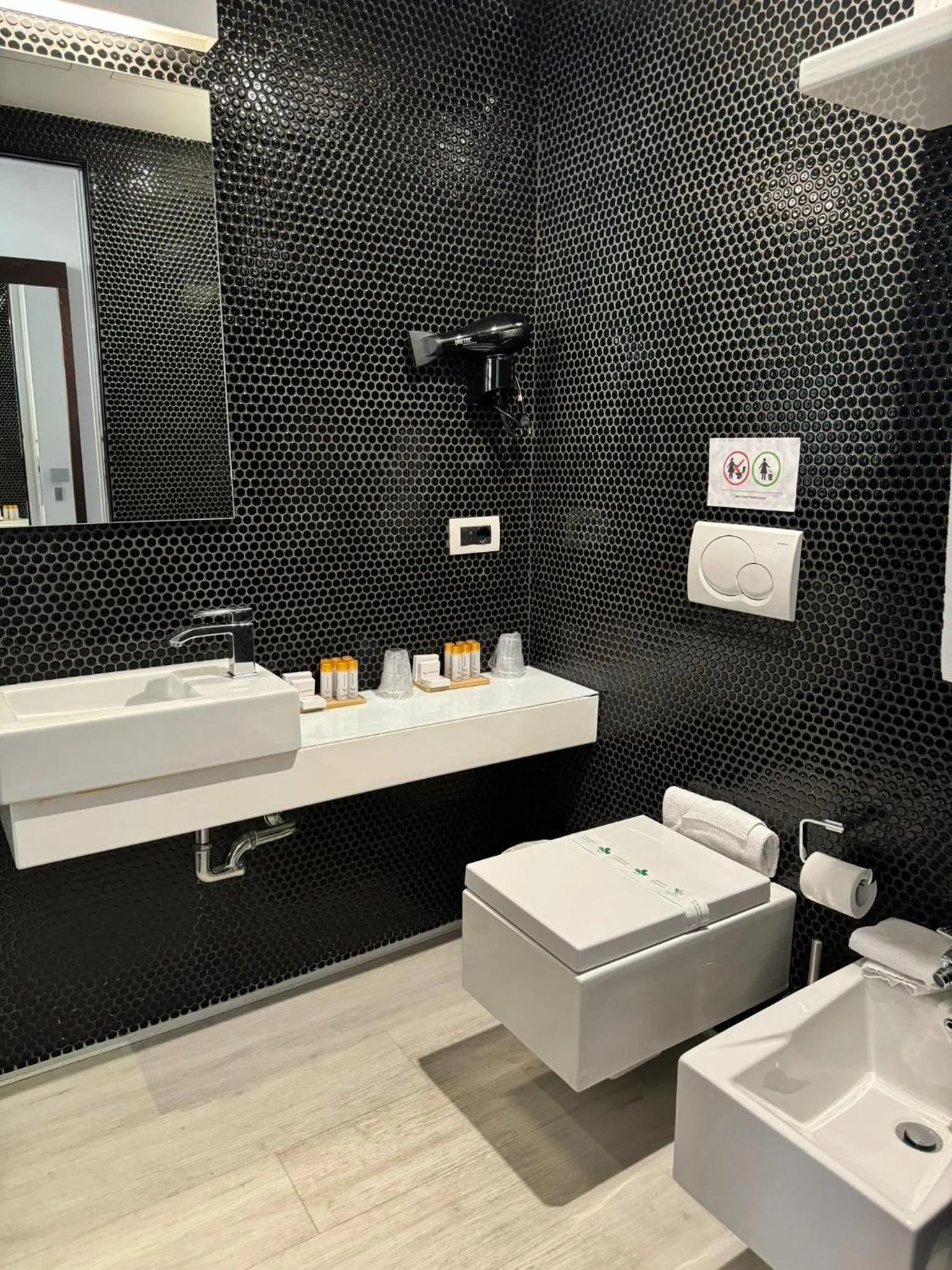 Bathroom in Navona Stay