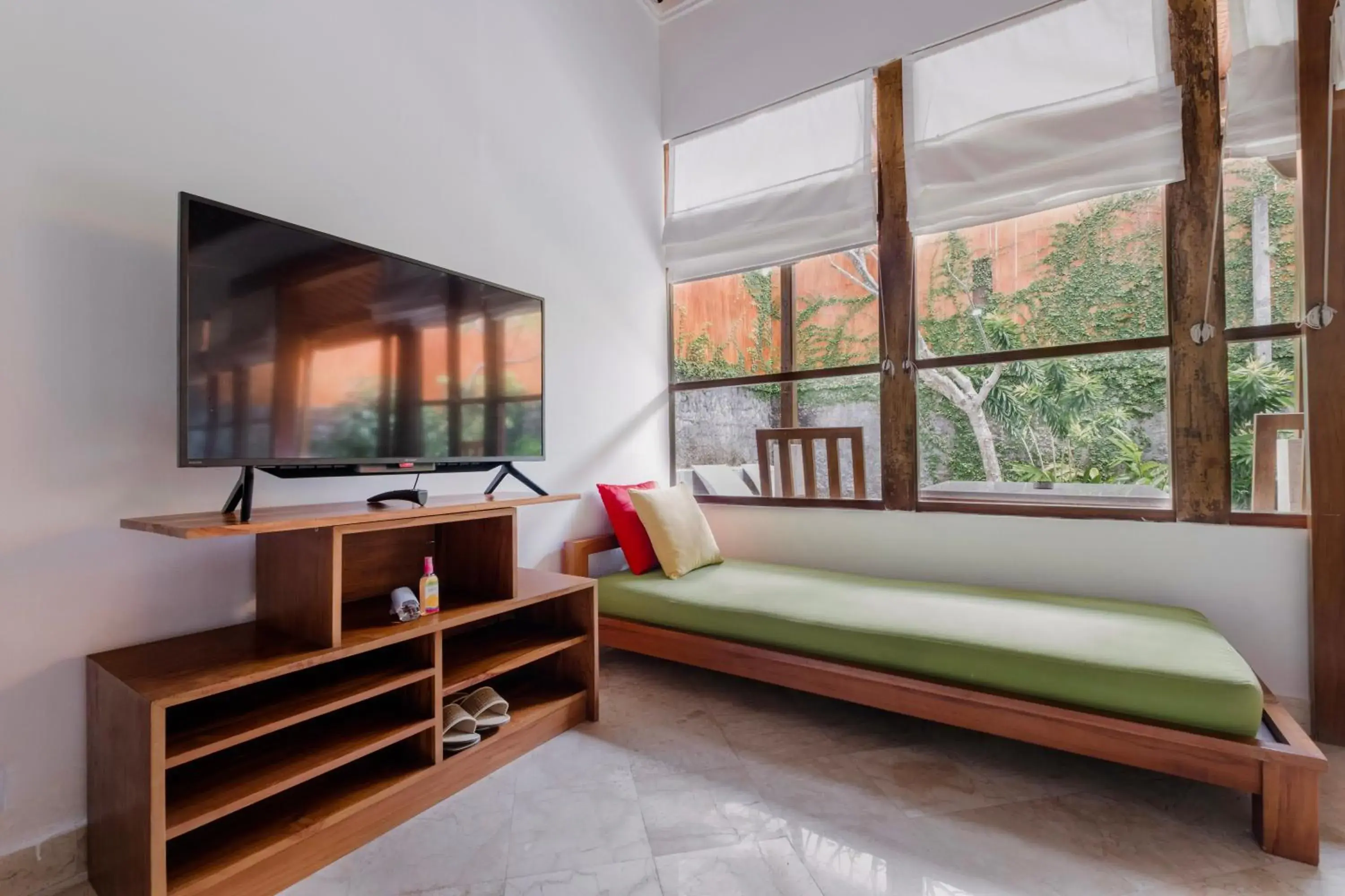 Communal lounge/ TV room, Bed in Alam Bidadari Seminyak Communal lounge/ TV room, Bed in Alam Bidadari Seminyak