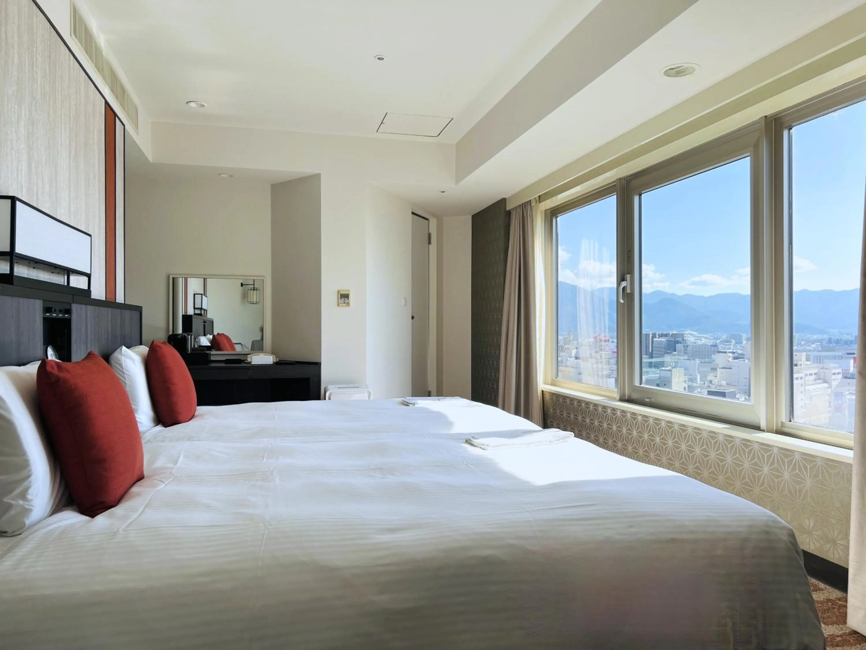 Bed in Hotel JAL City Nagano