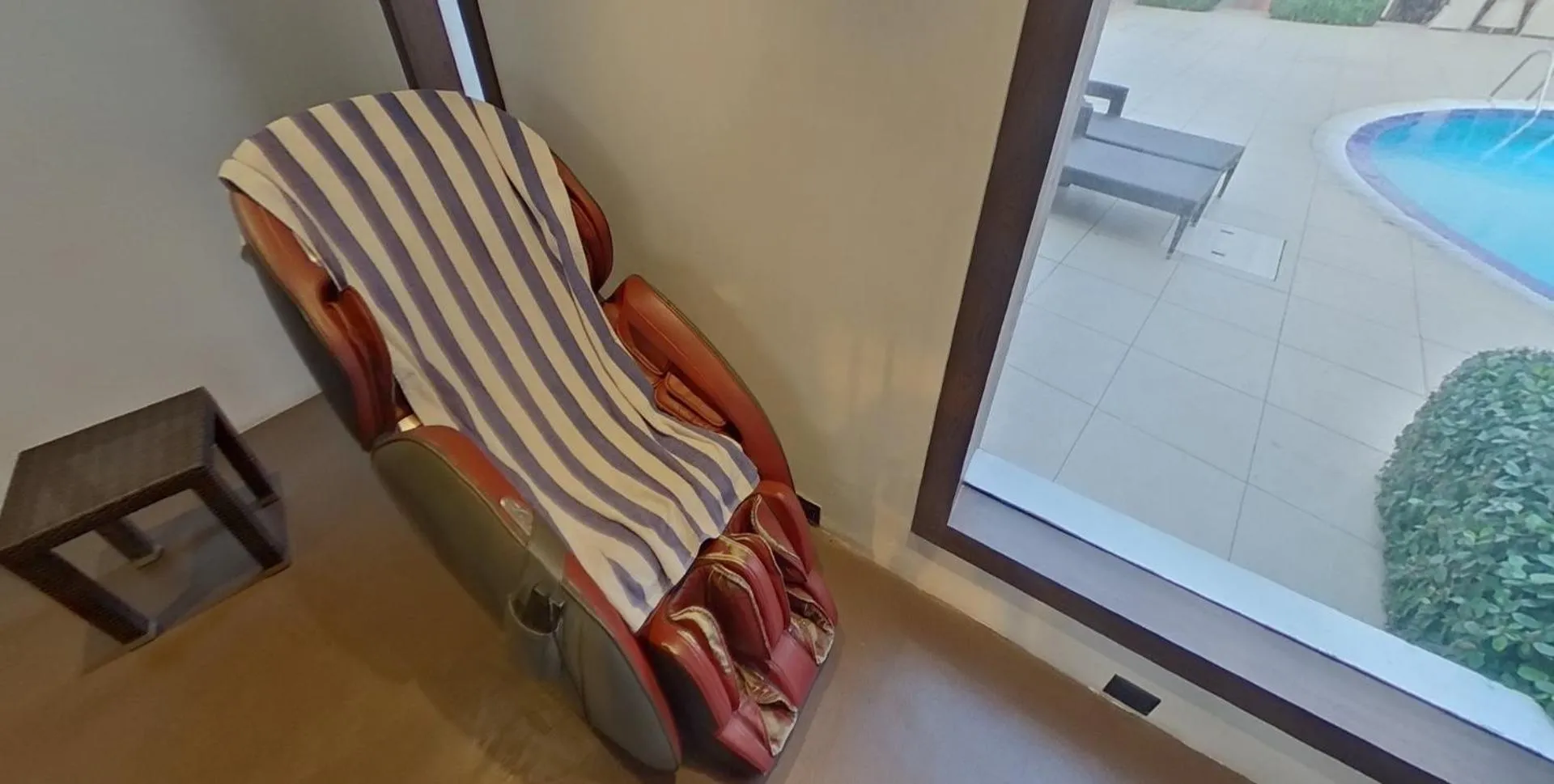 Massage in Hotel Holiday Resort