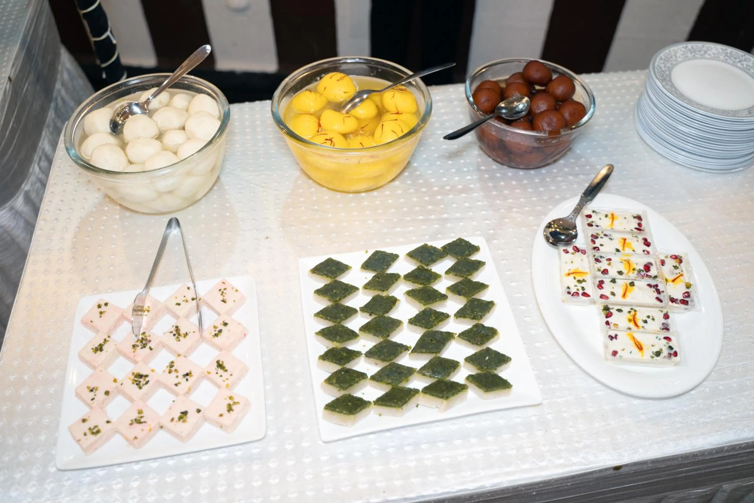 Food in Hotel Holiday Resort