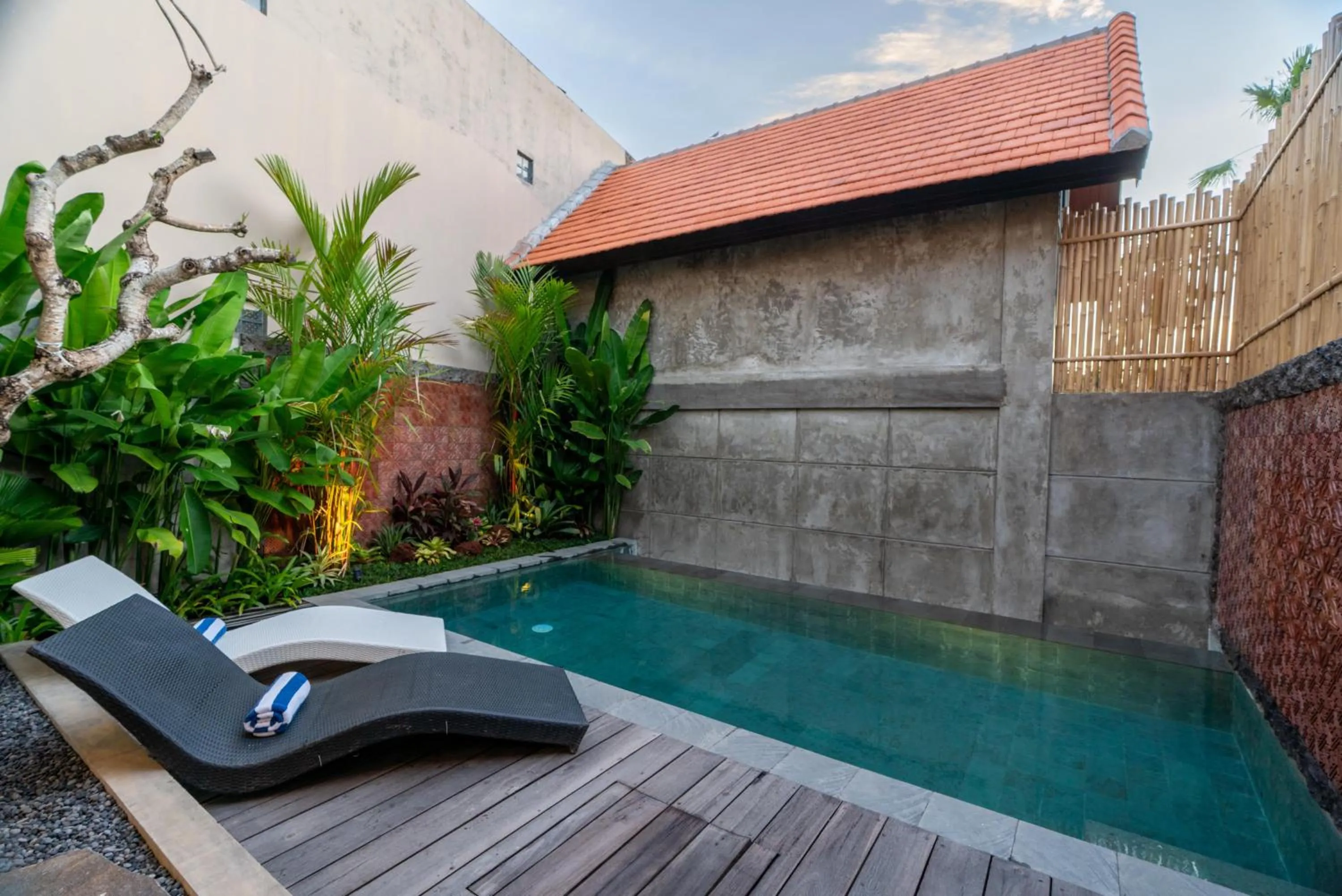Swimming pool in Utamas Keramas Villa