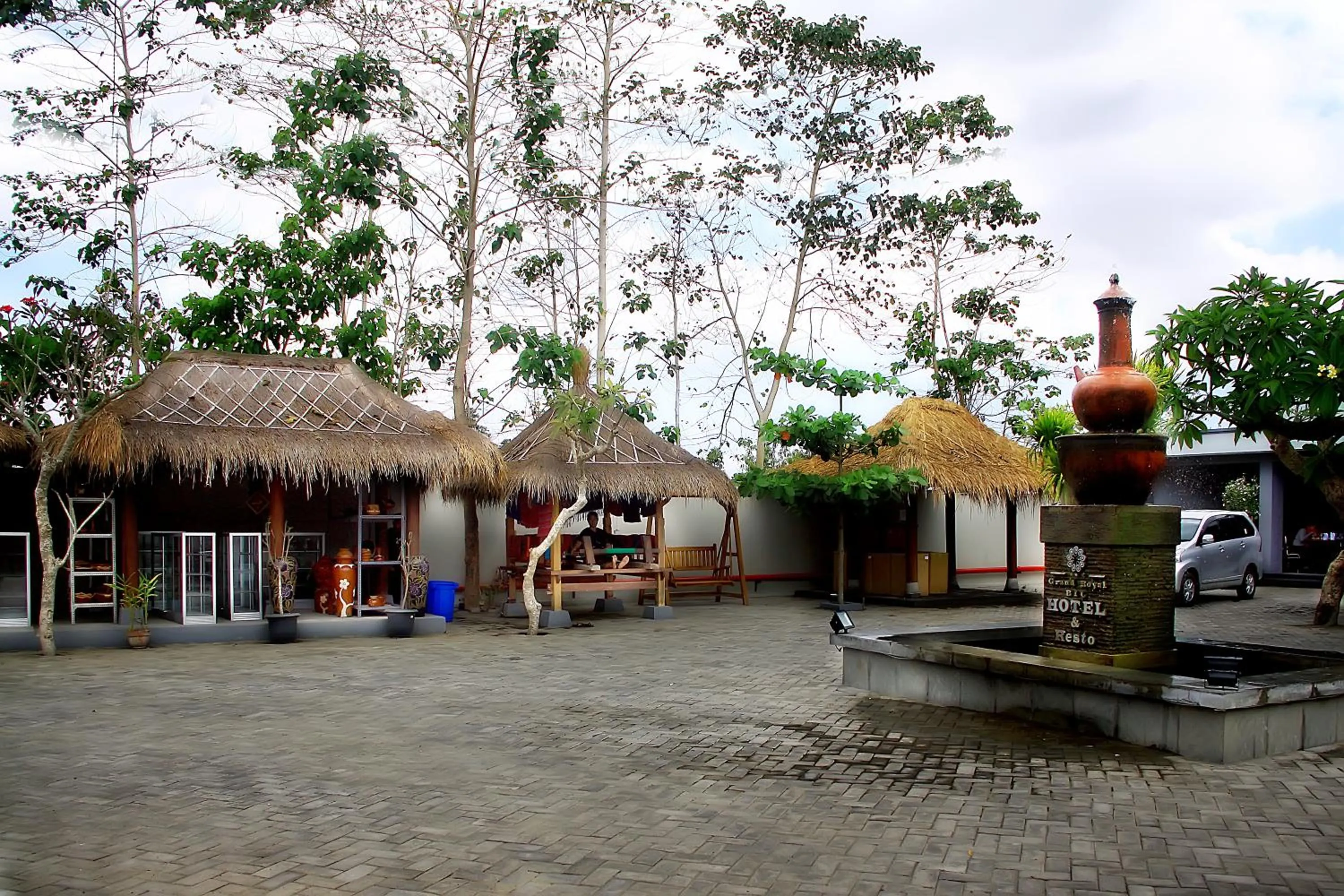 Lobby or reception in Grand Royal BIL Hotel
