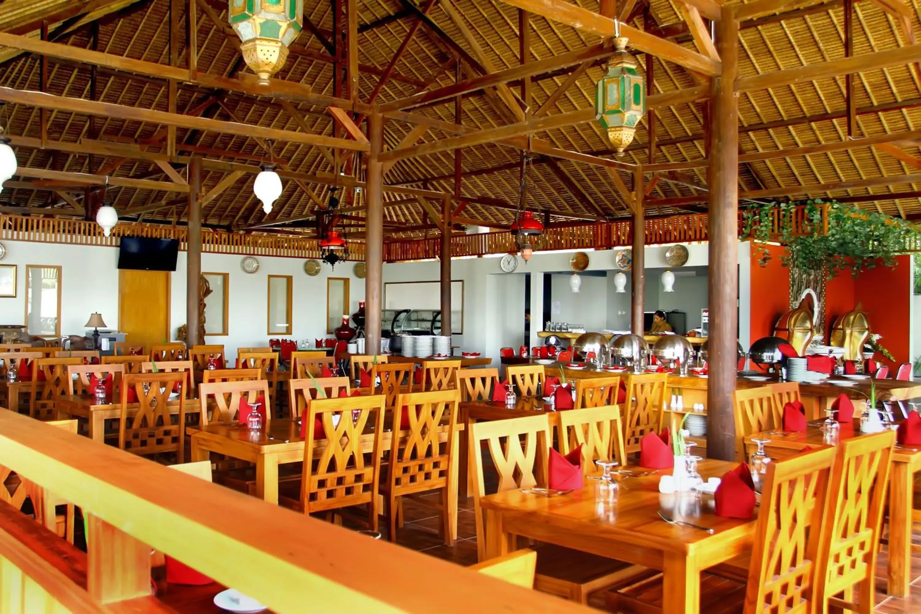 Restaurant/places to eat in Grand Royal BIL Hotel Restaurant/places to eat in Grand Royal BIL Hotel