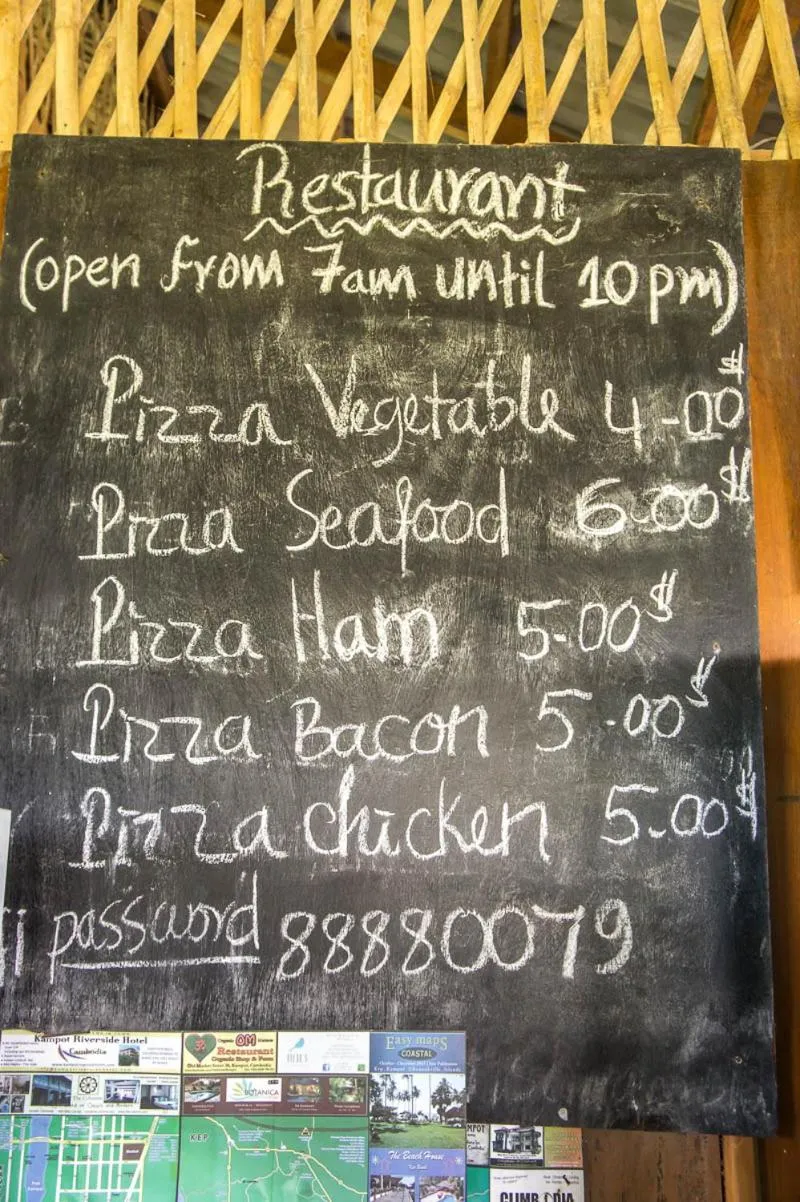 Restaurant/places to eat in Visal Sak Guesthouse