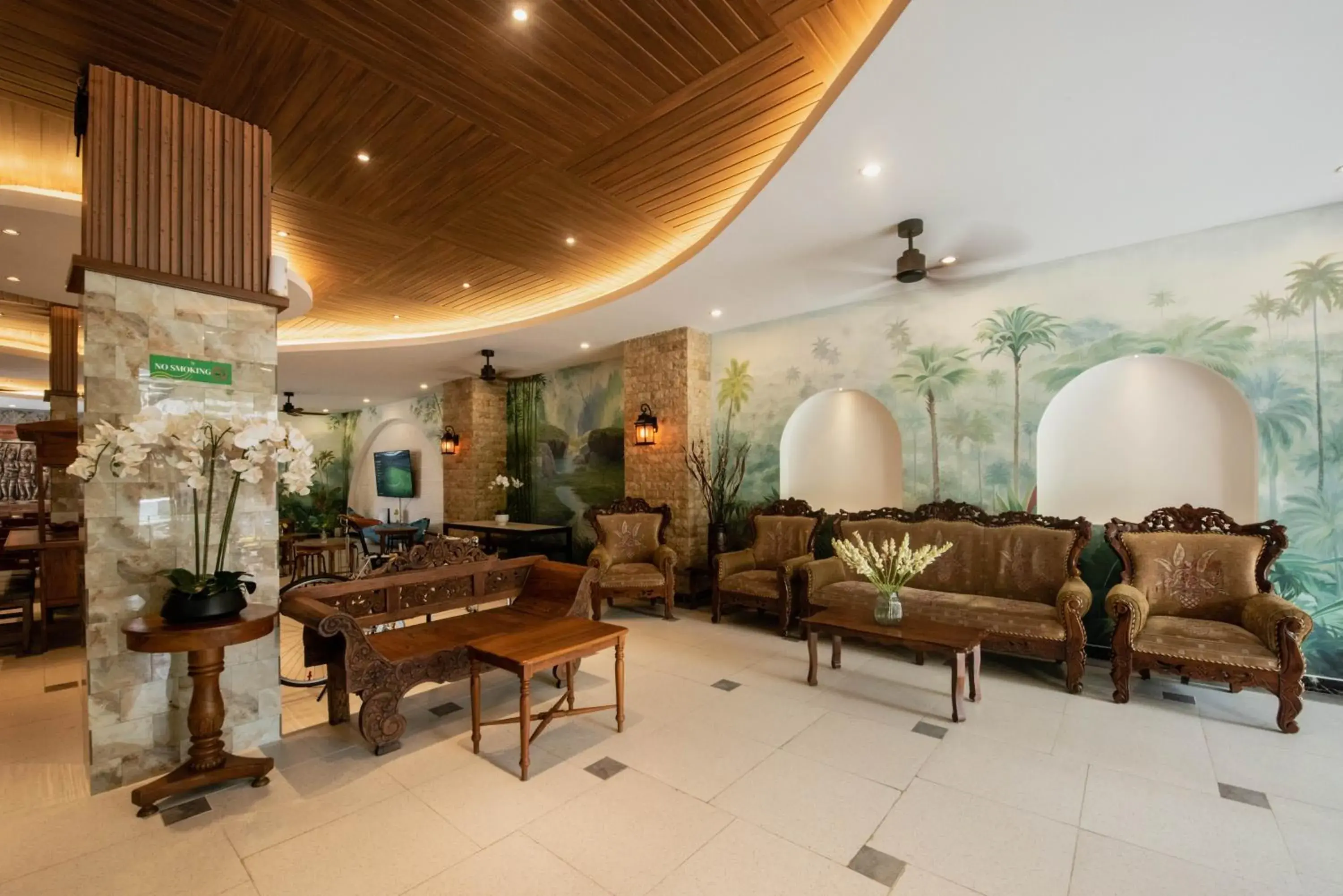 Lobby or reception in Sandat Hotel Legian Lobby or reception in Sandat Hotel Legian