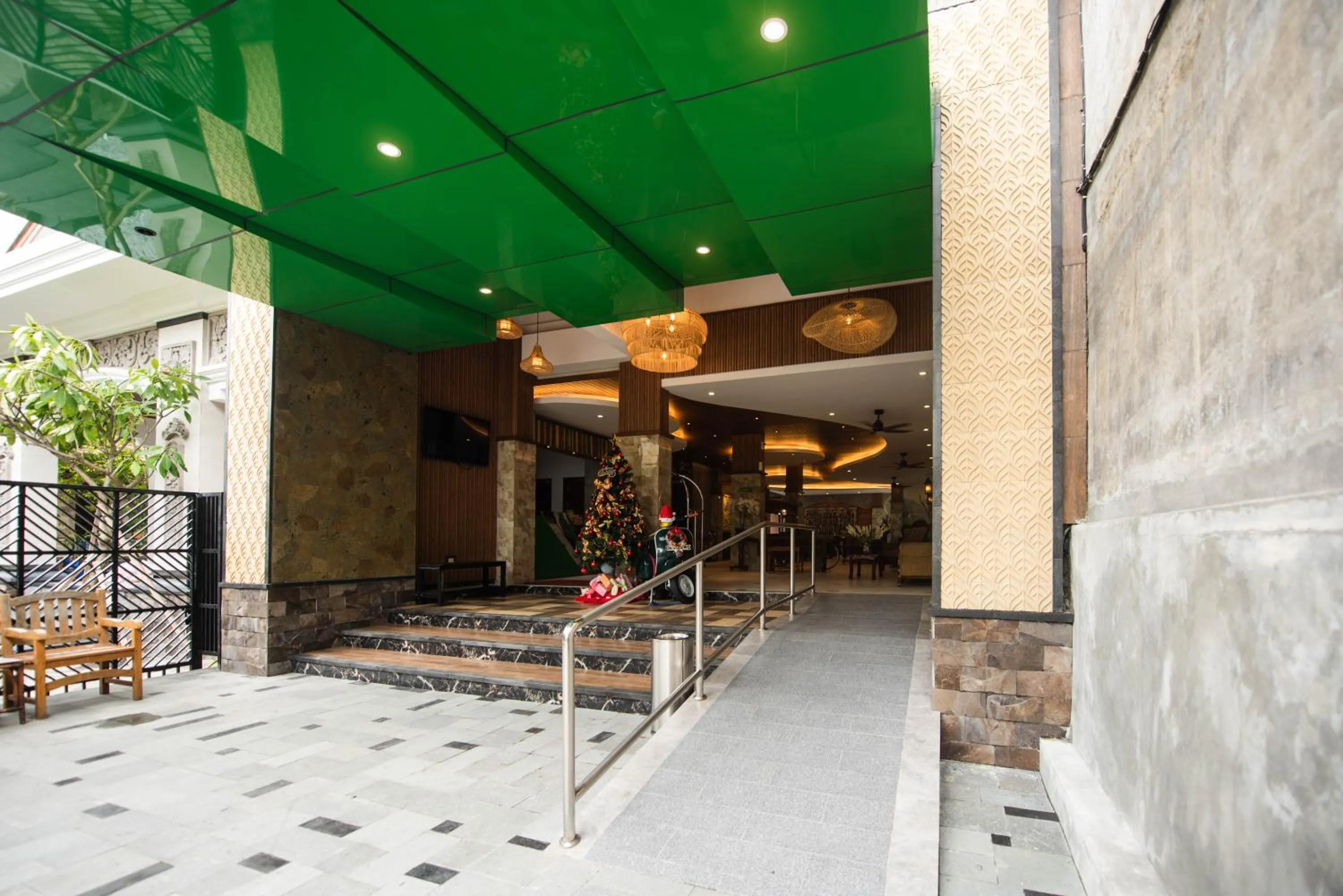 Day in Sandat Hotel Legian