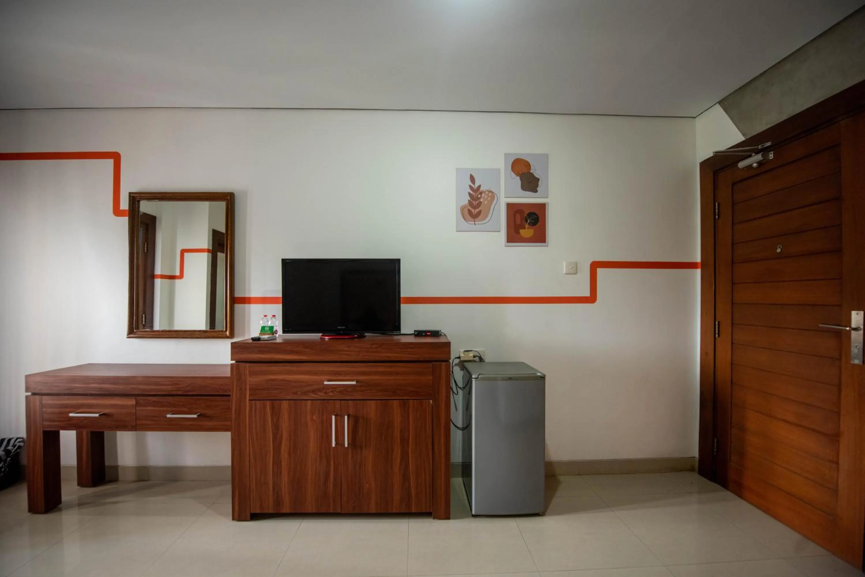 TV and multimedia in Sandat Hotel Legian