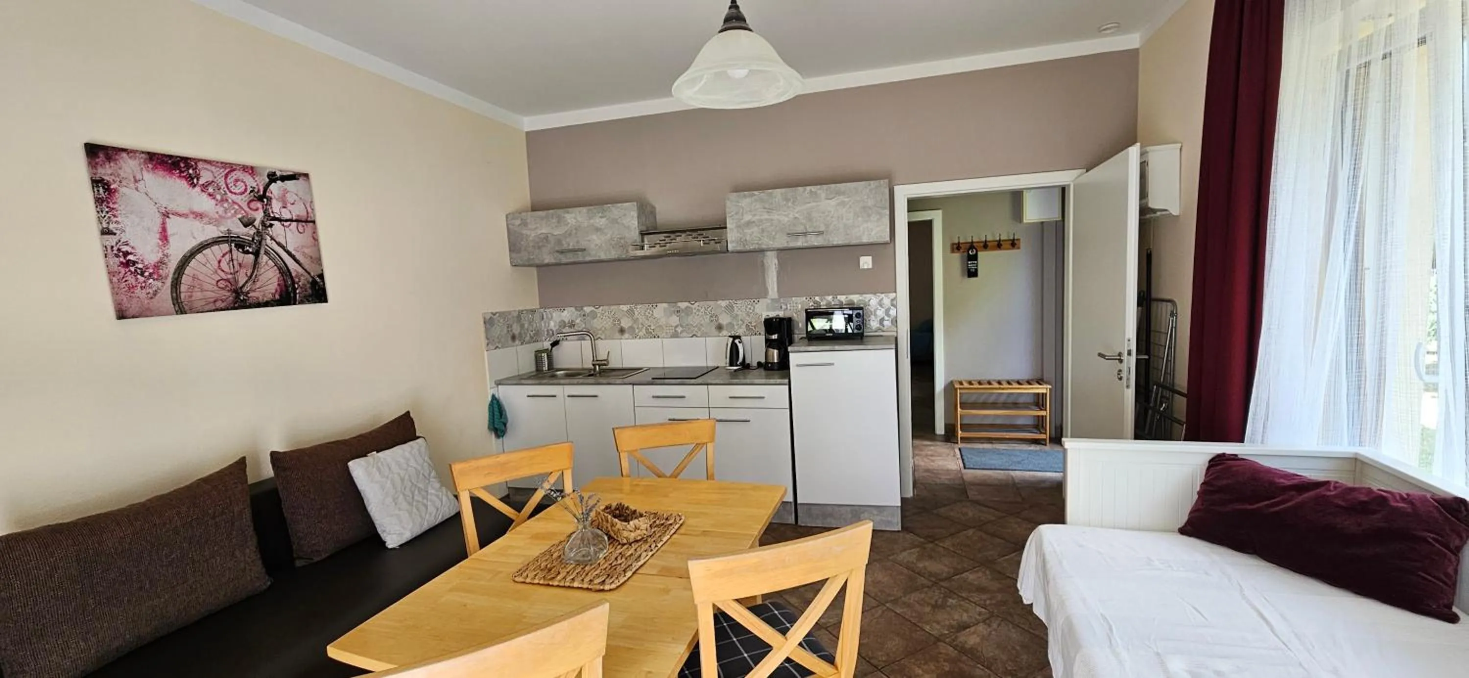 Kitchen or kitchenette in Cellino Hotel Prieros
