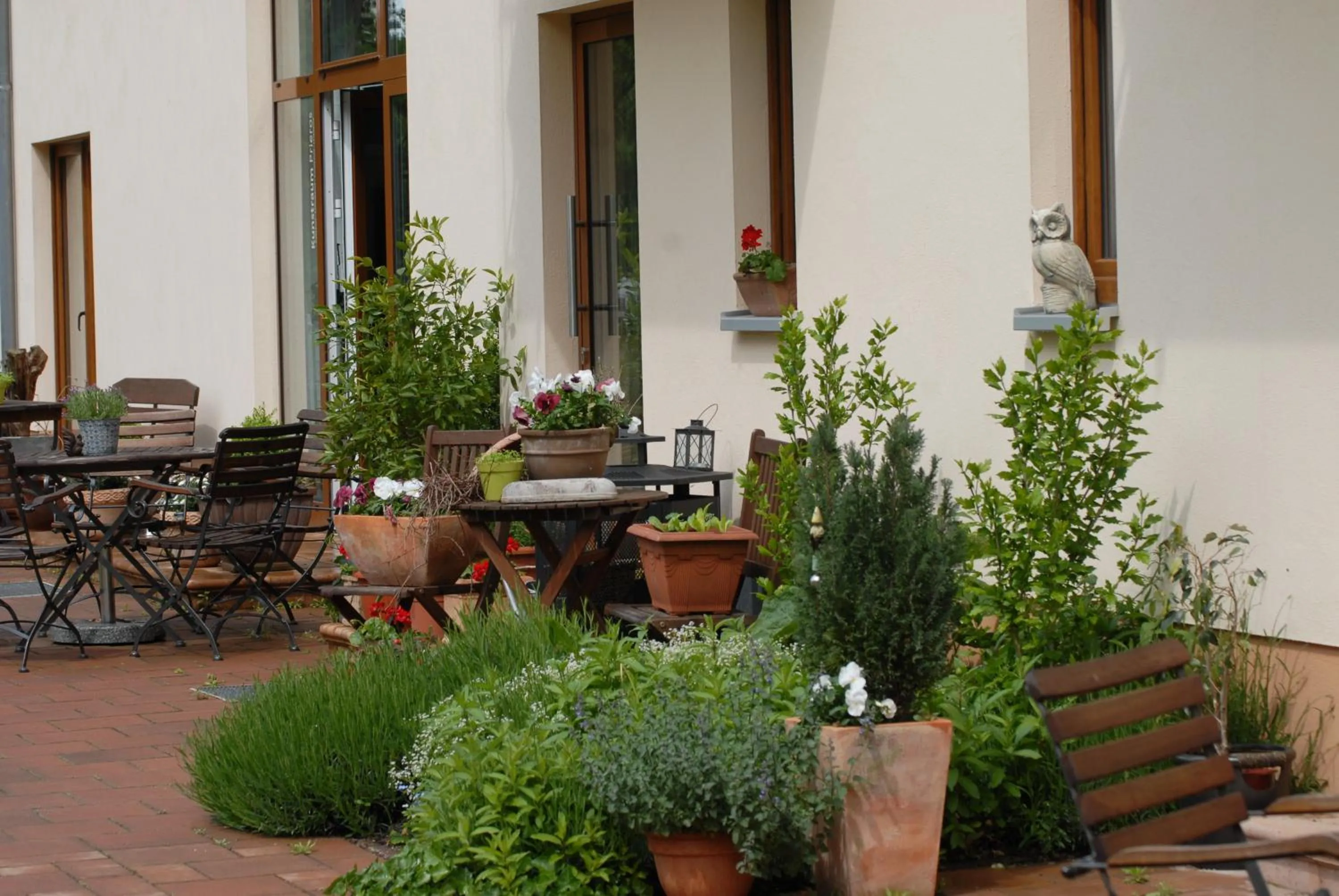 Property building in Cellino Hotel Prieros