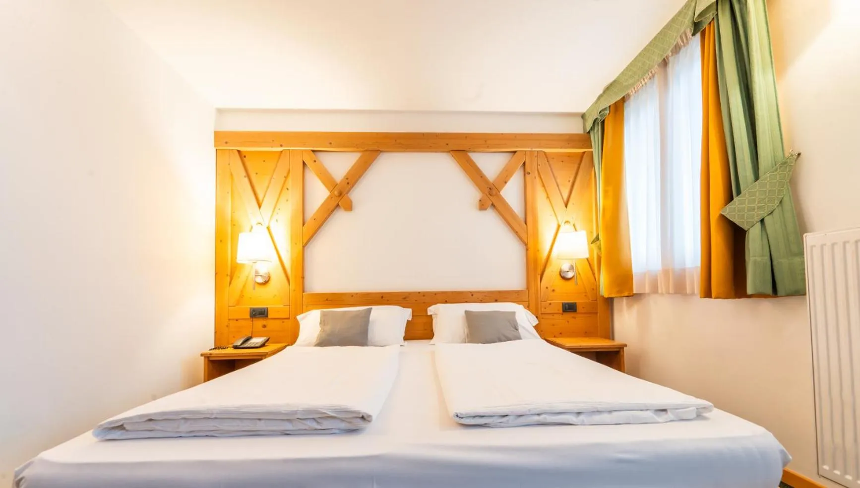 Double or Twin Room with Spa Access in Alpine Mugon Hotel
