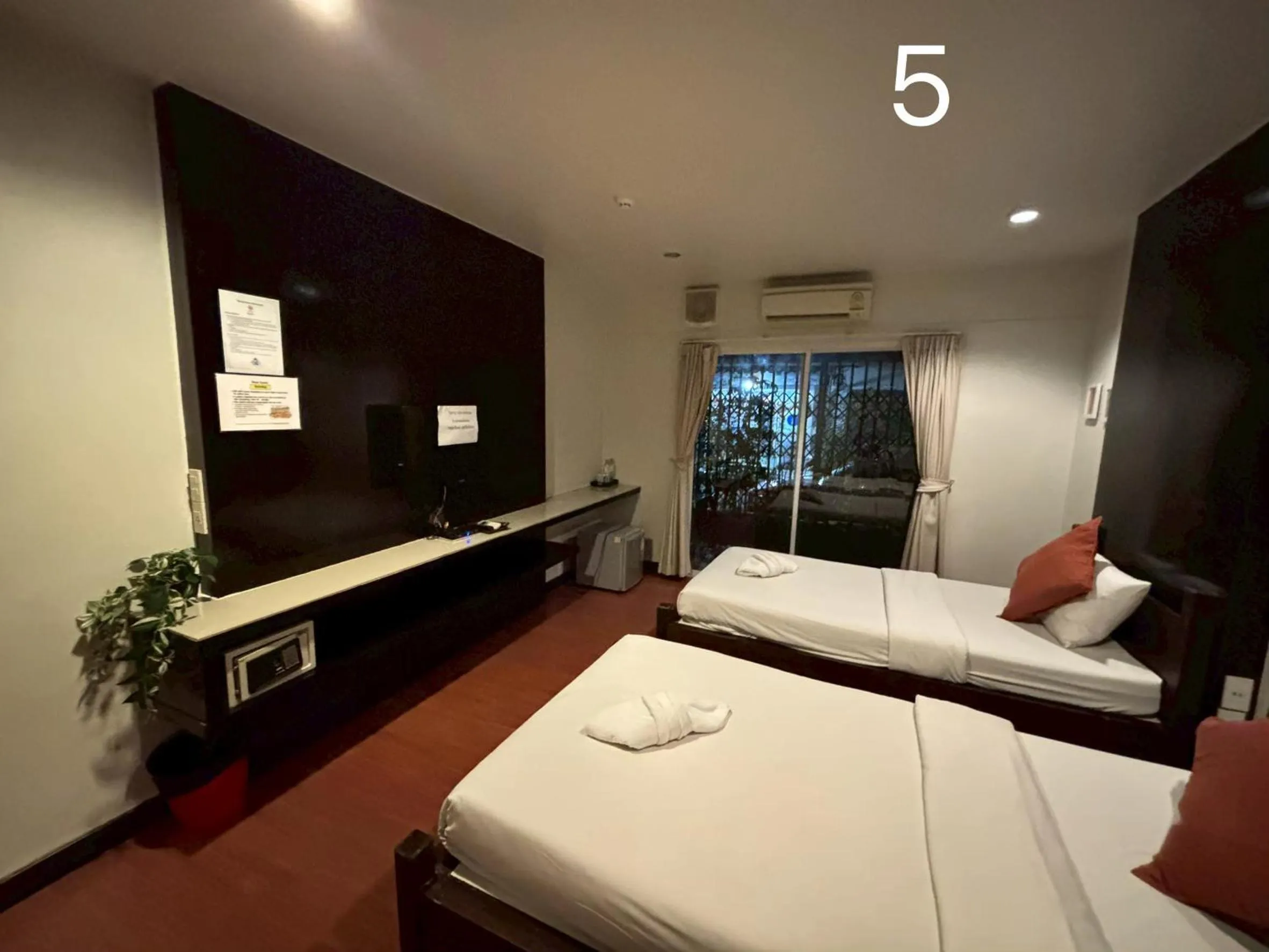 Bedroom, Bed in Sabye Bangkok