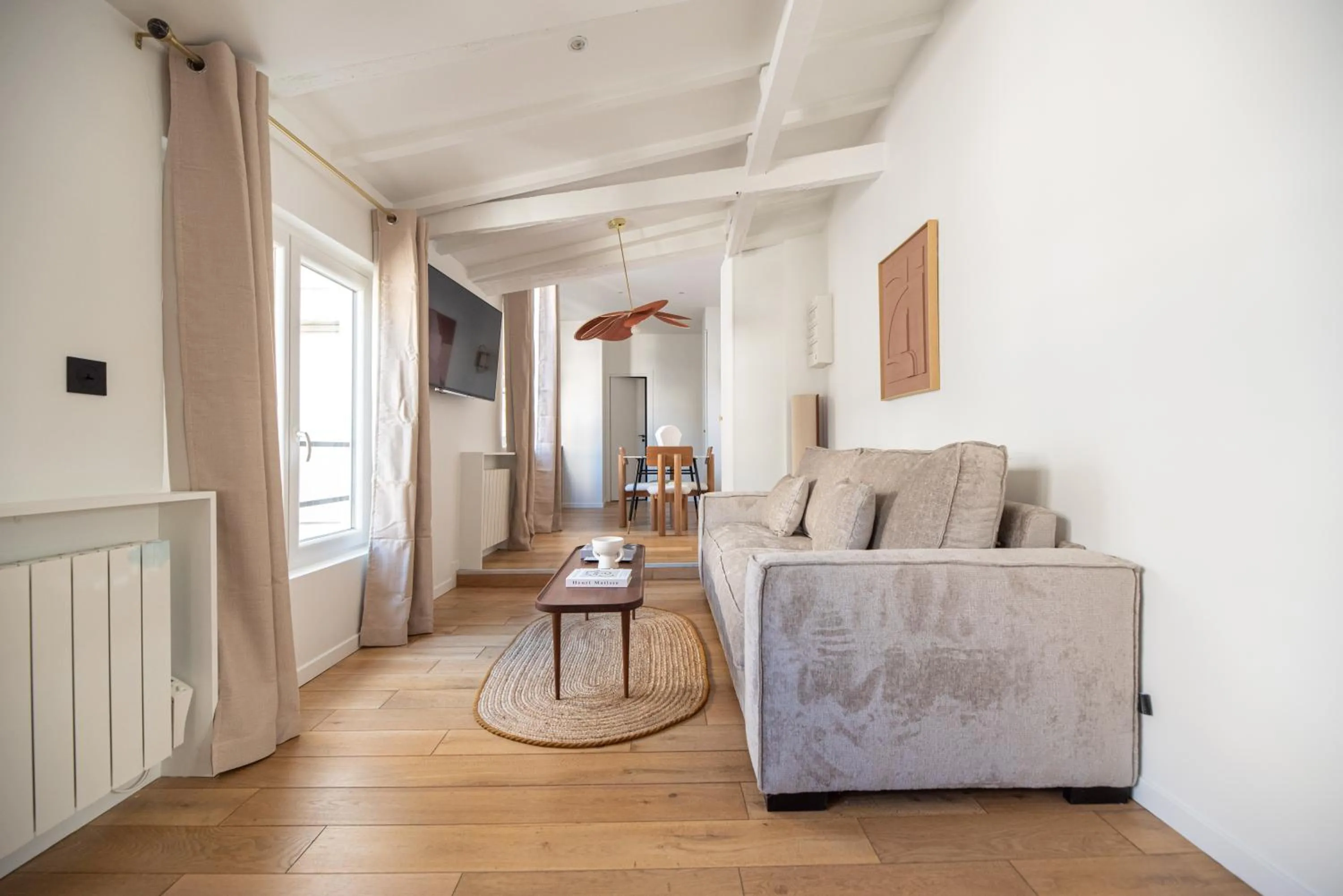 Living room in Dreamyflat - Archives
