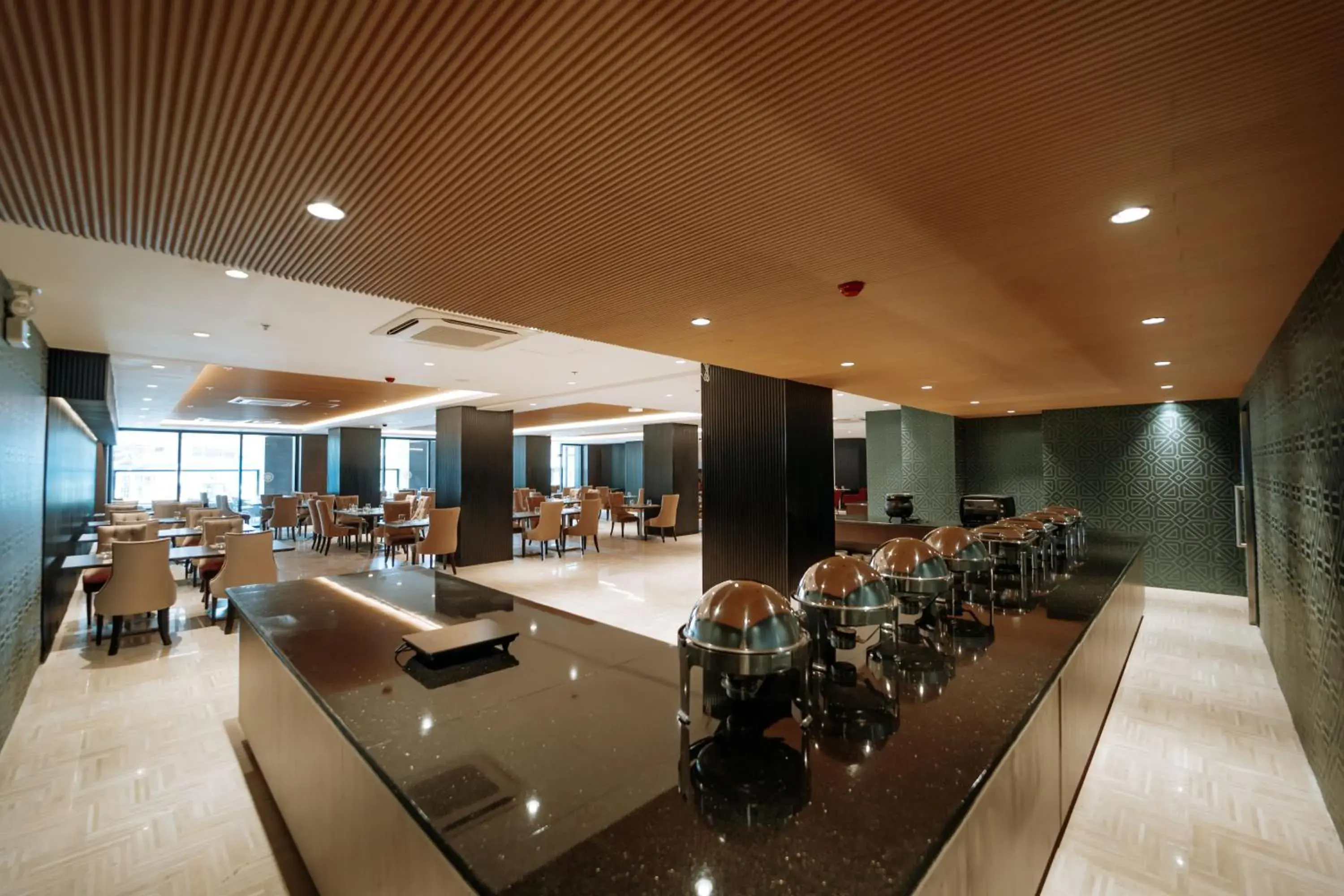 Restaurant/places to eat in MetroCentre Hotel Restaurant/places to eat in MetroCentre Hotel