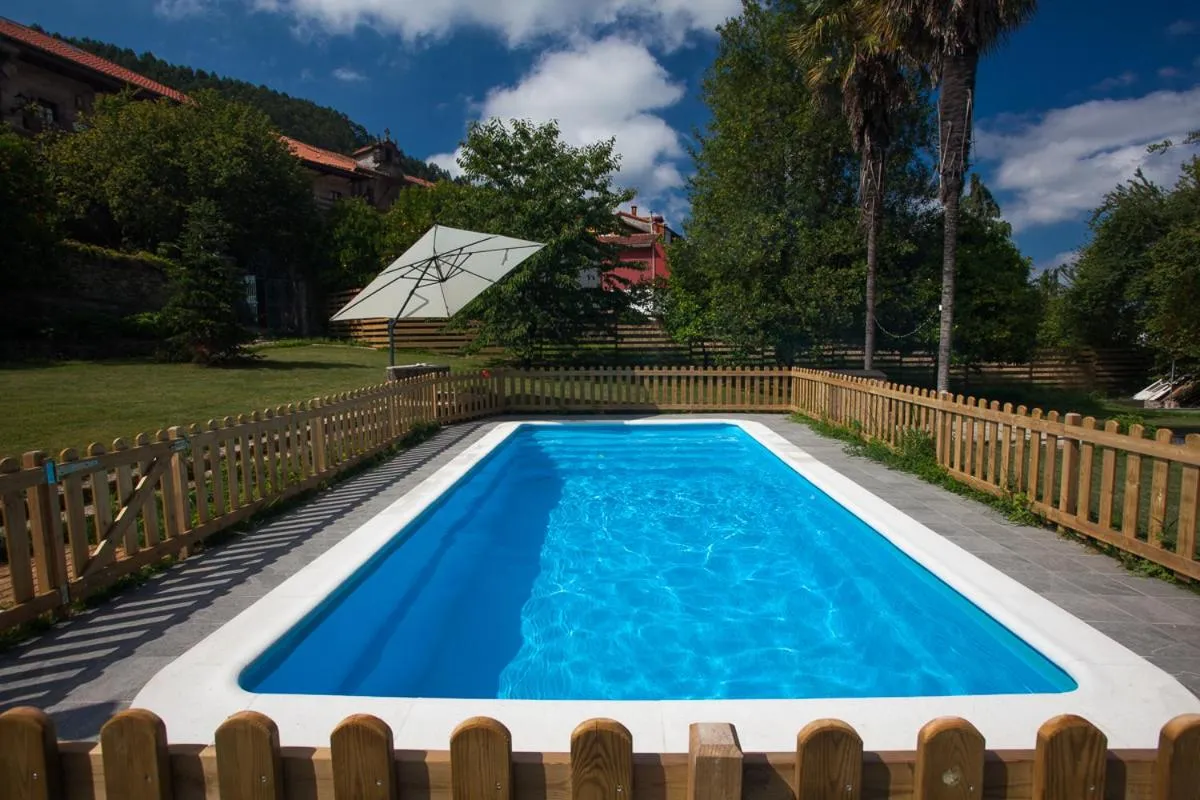 Swimming pool in Posada Seis Leguas
