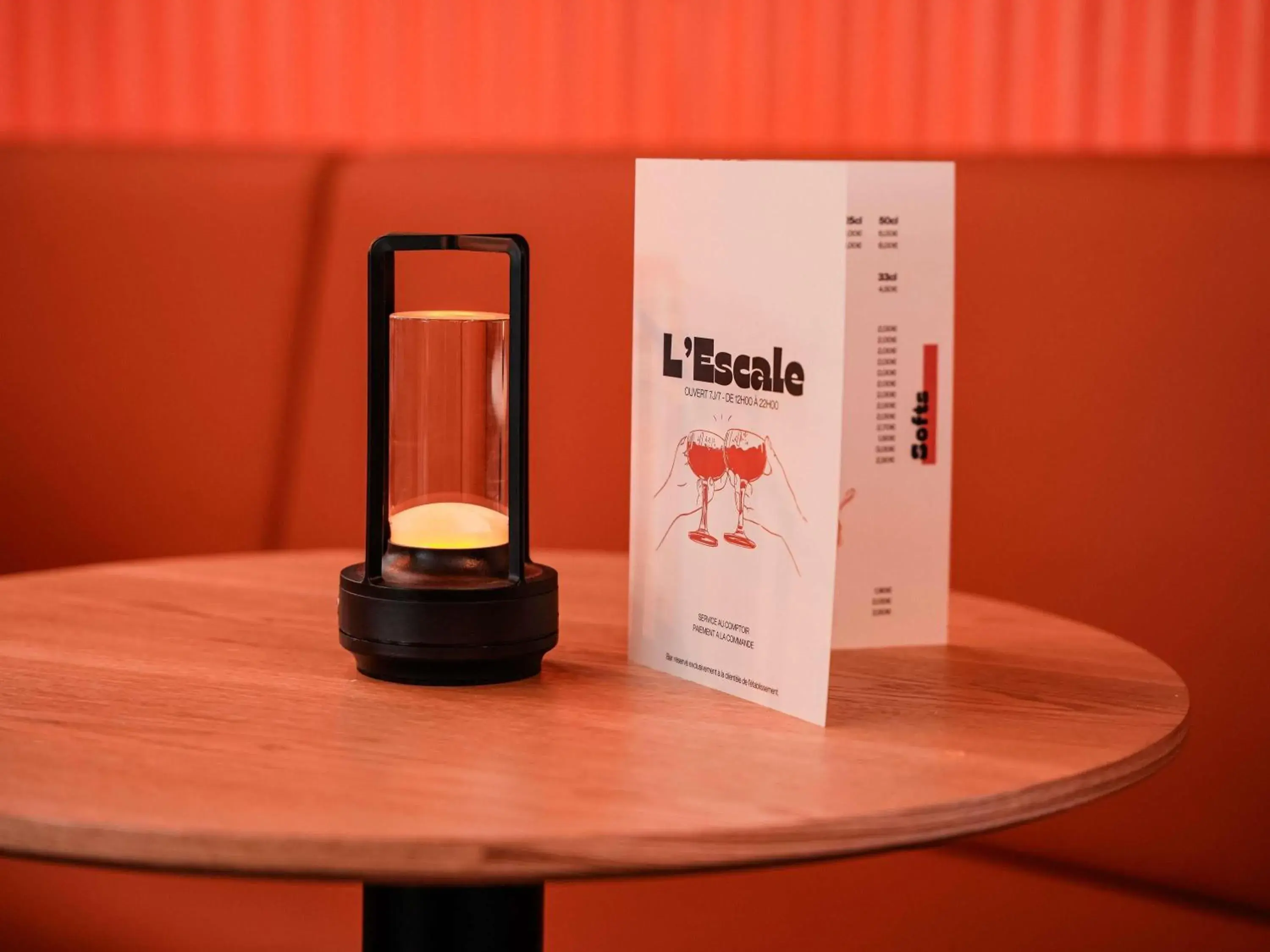 Lounge or bar in ibis budget Marseille Vieux Port Lounge or bar in ibis budget Marseille Vieux Port